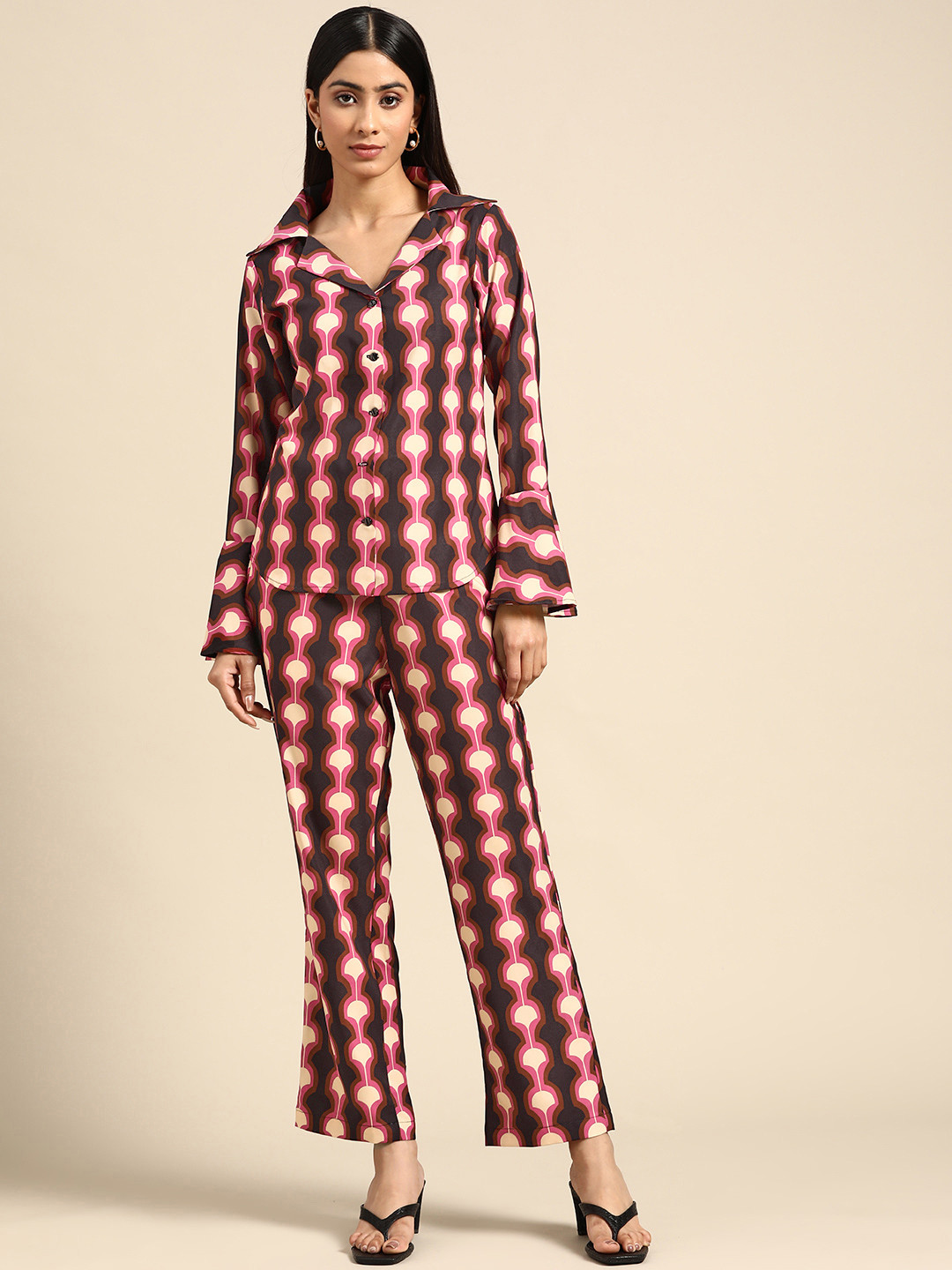 WoowZerz Women Black & Red Printed Co-ord Set