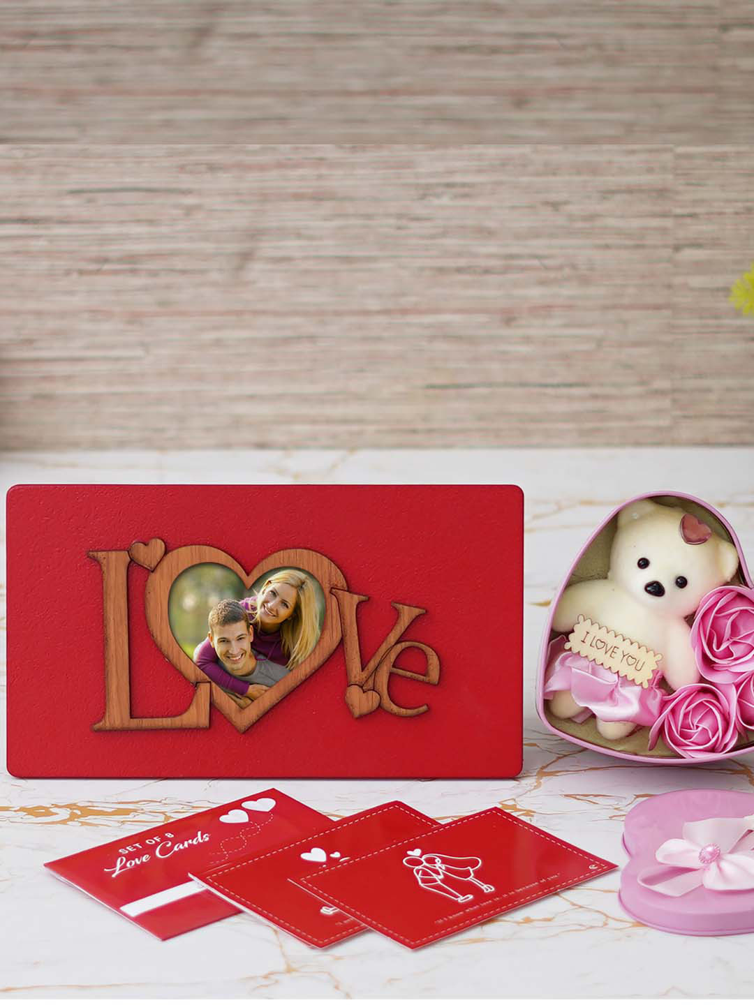 eCraftIndia Pink & White 3 Pcs Valentines Gift Set