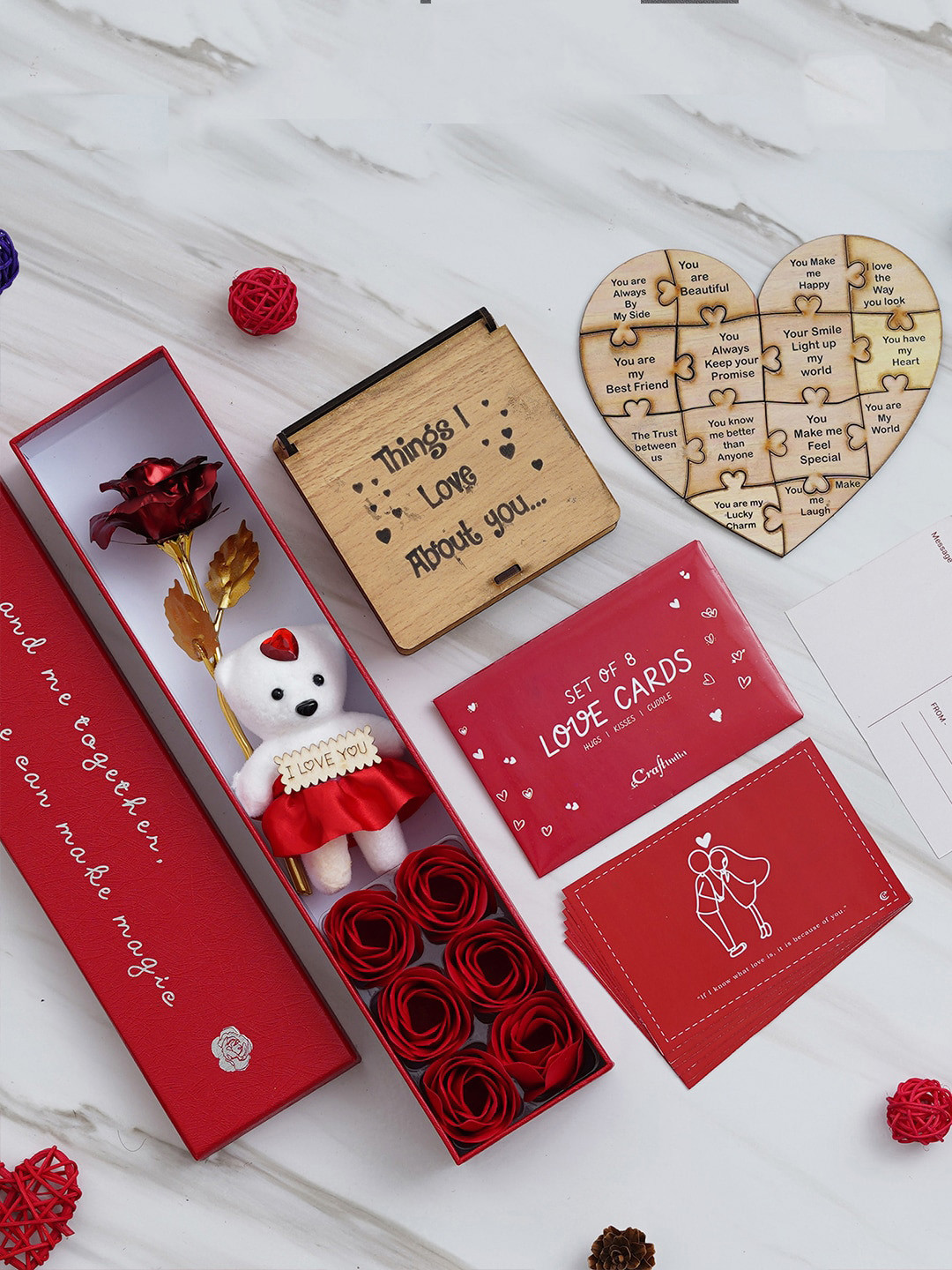 eCraftIndia Red & Green 3 Pieces Valentine Gift Set