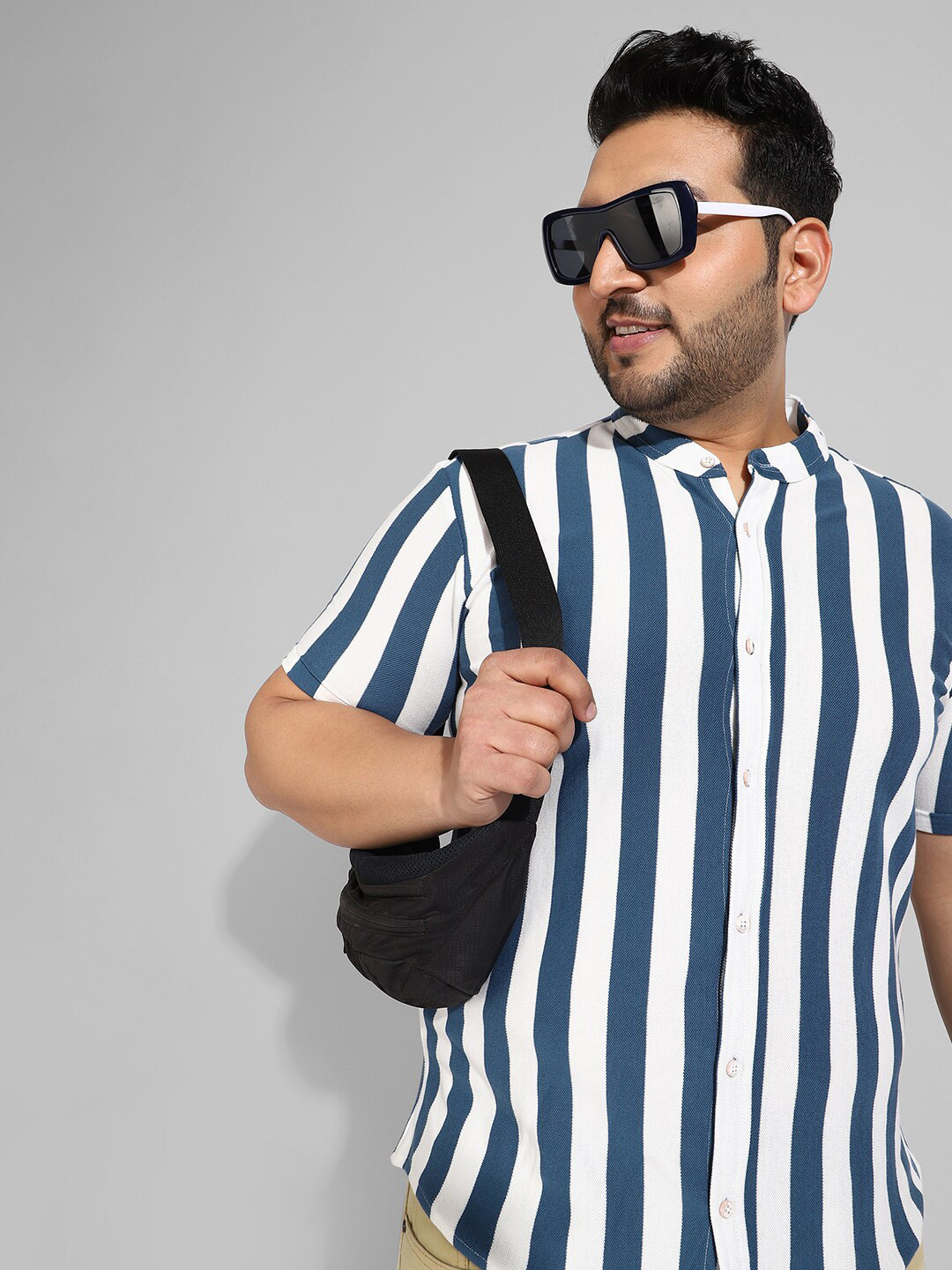 Instafab Plus Size Men Striped Casual Cotton Shirt