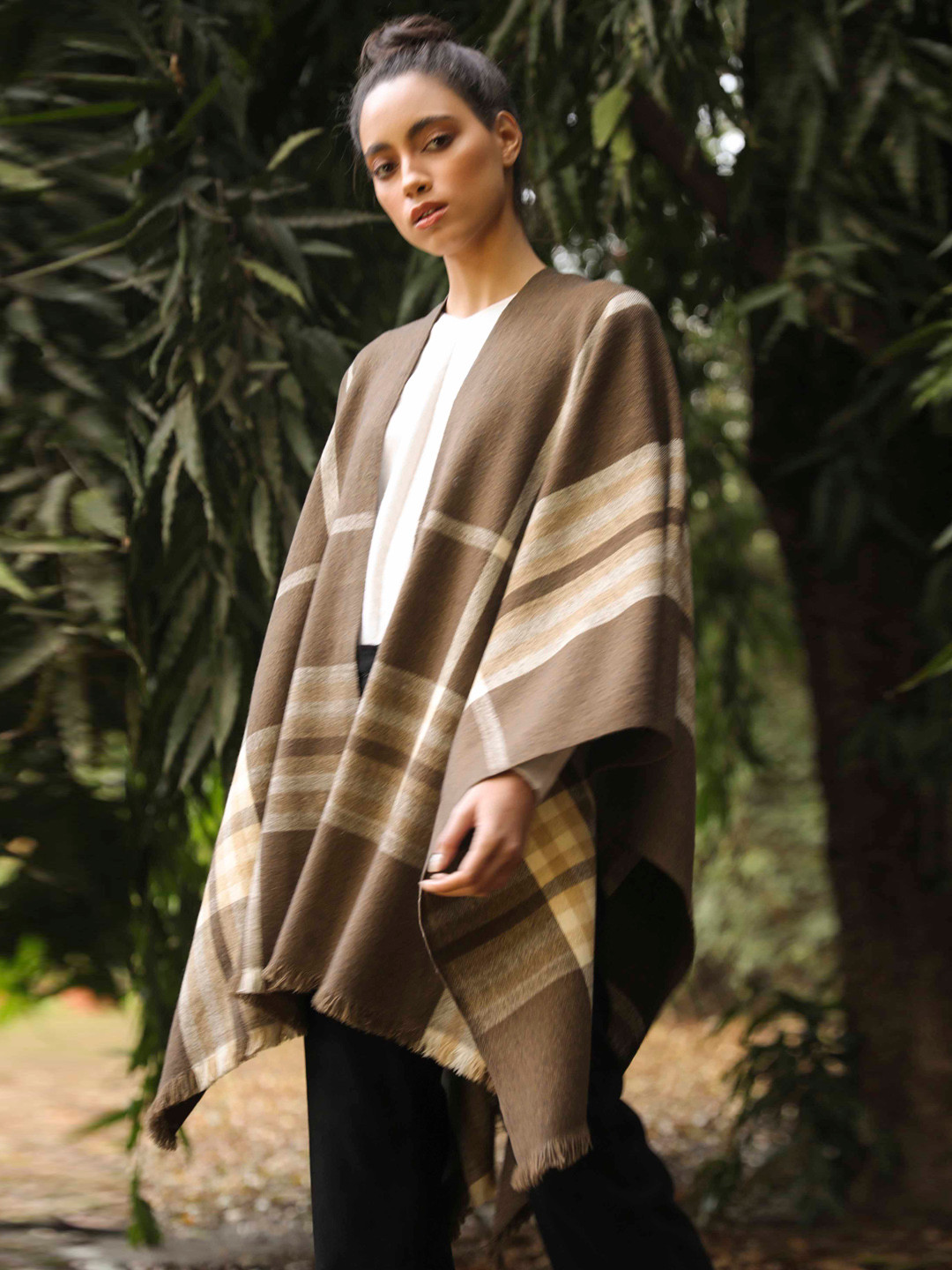 KHALEEJ Checked Longline Wool Front-Open Sweater