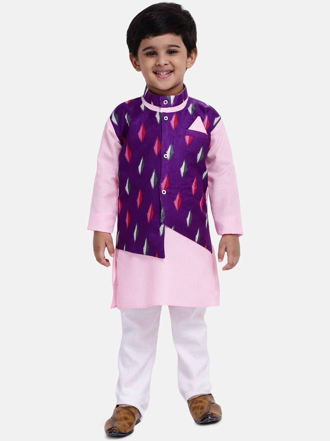 BownBee Boys Ethnic Motifs Printed Attached Jacket Pure Cotton Kurta With Pyjamas