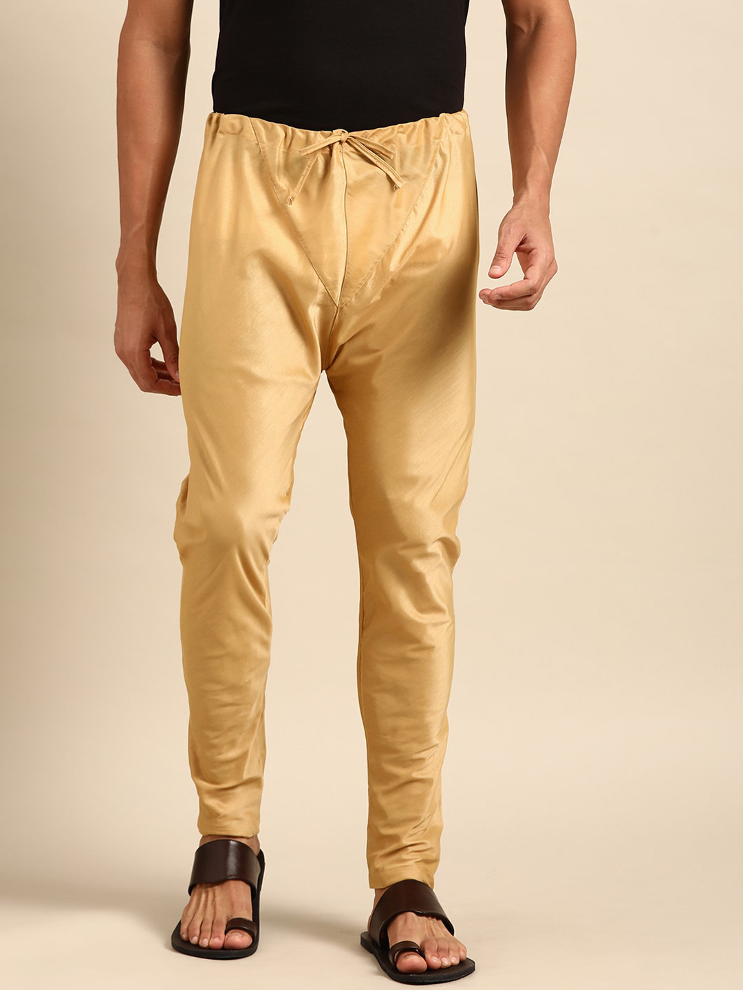 Amodh by Kisah Men Chudidar