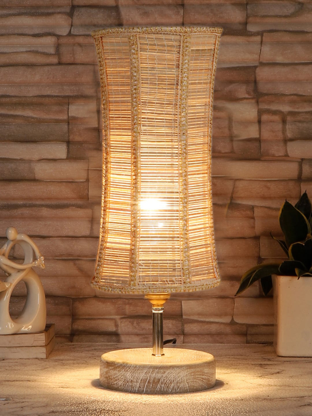 Devansh Damru Beige & White Textured Bamboo Table Lamp With Wood Base