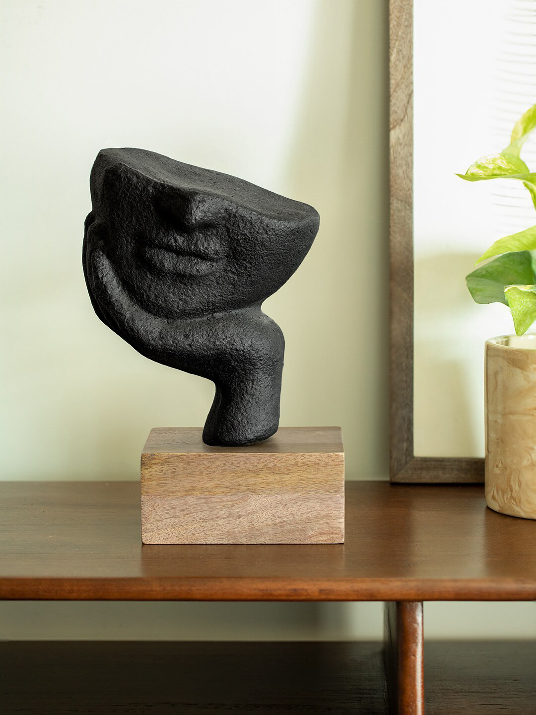 ellementry Restive Face Black Paper Natural Living Room Medium Showpiece - 9.8 Inches