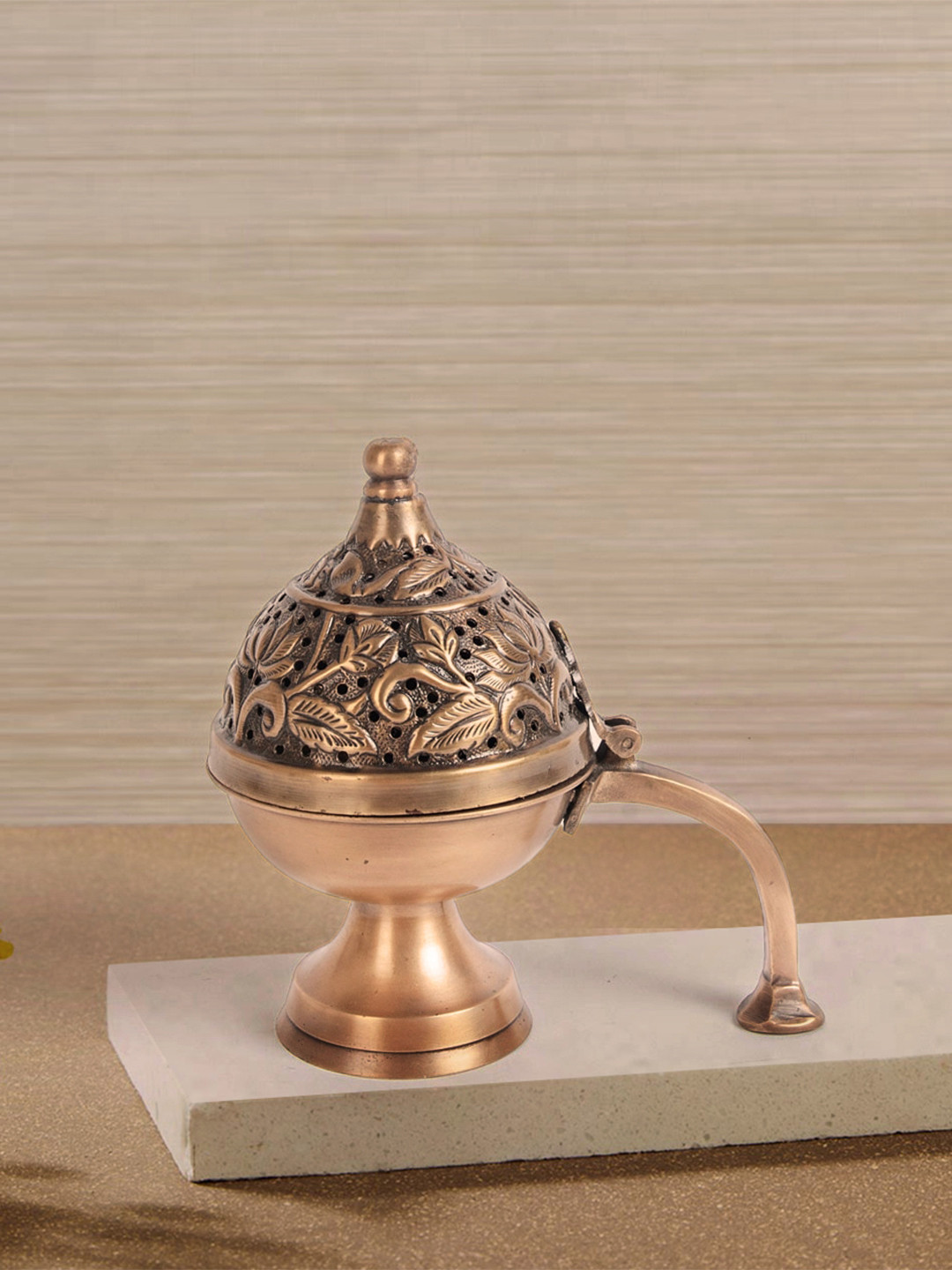 Fabindia Faiz Textured Brass Fumer