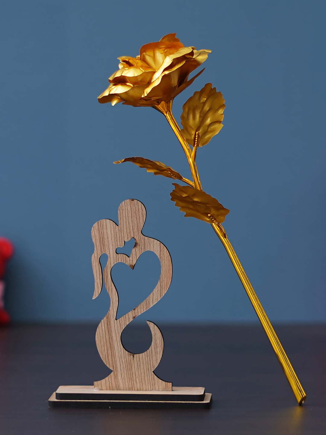 eCraftIndia 2 Pieces Brown & Yellow Rose & Wooden Showpiece