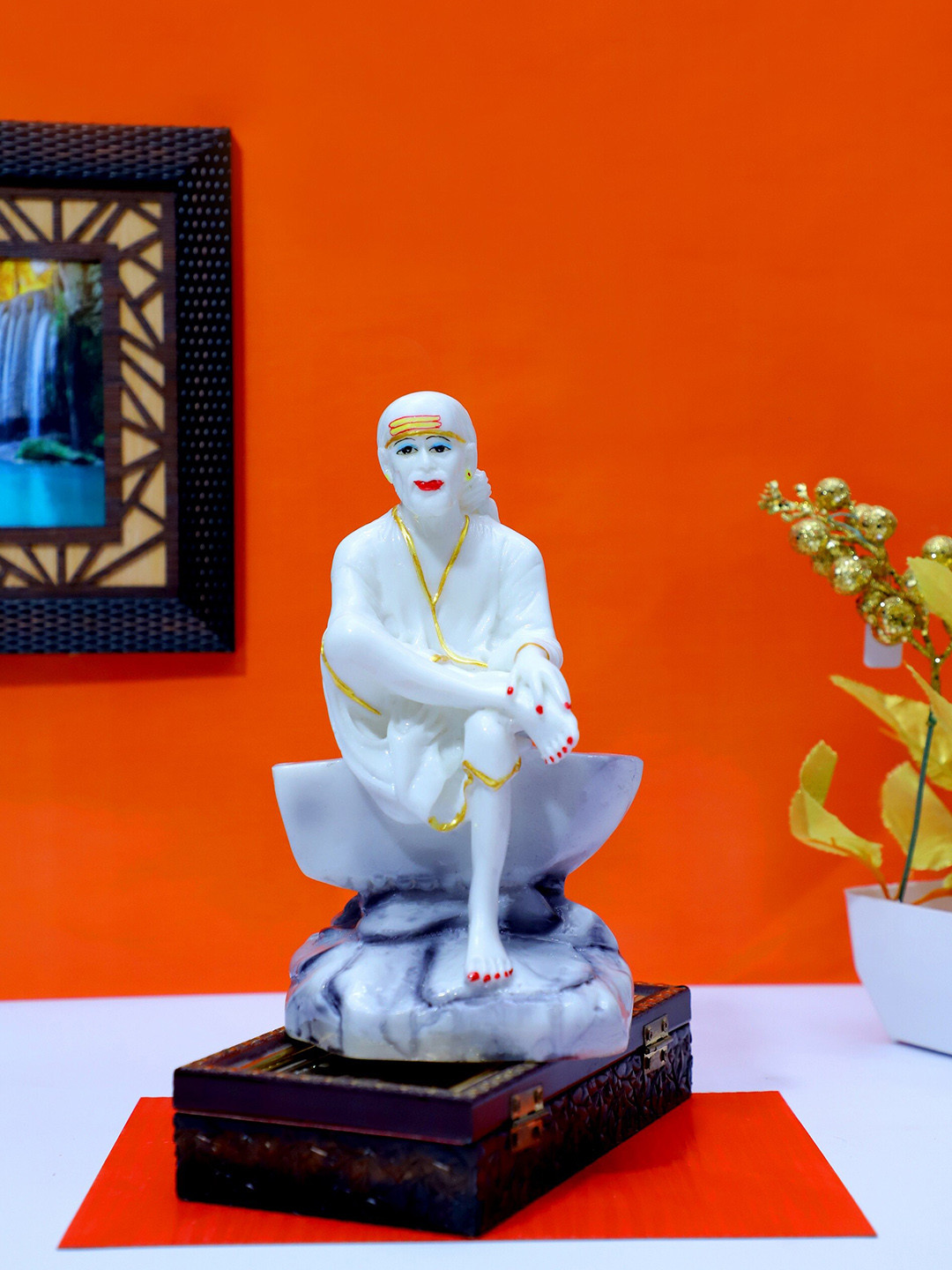 FASHIYANOO Sai Baba White Marble Glossy Prayer Room Small Showpiece -