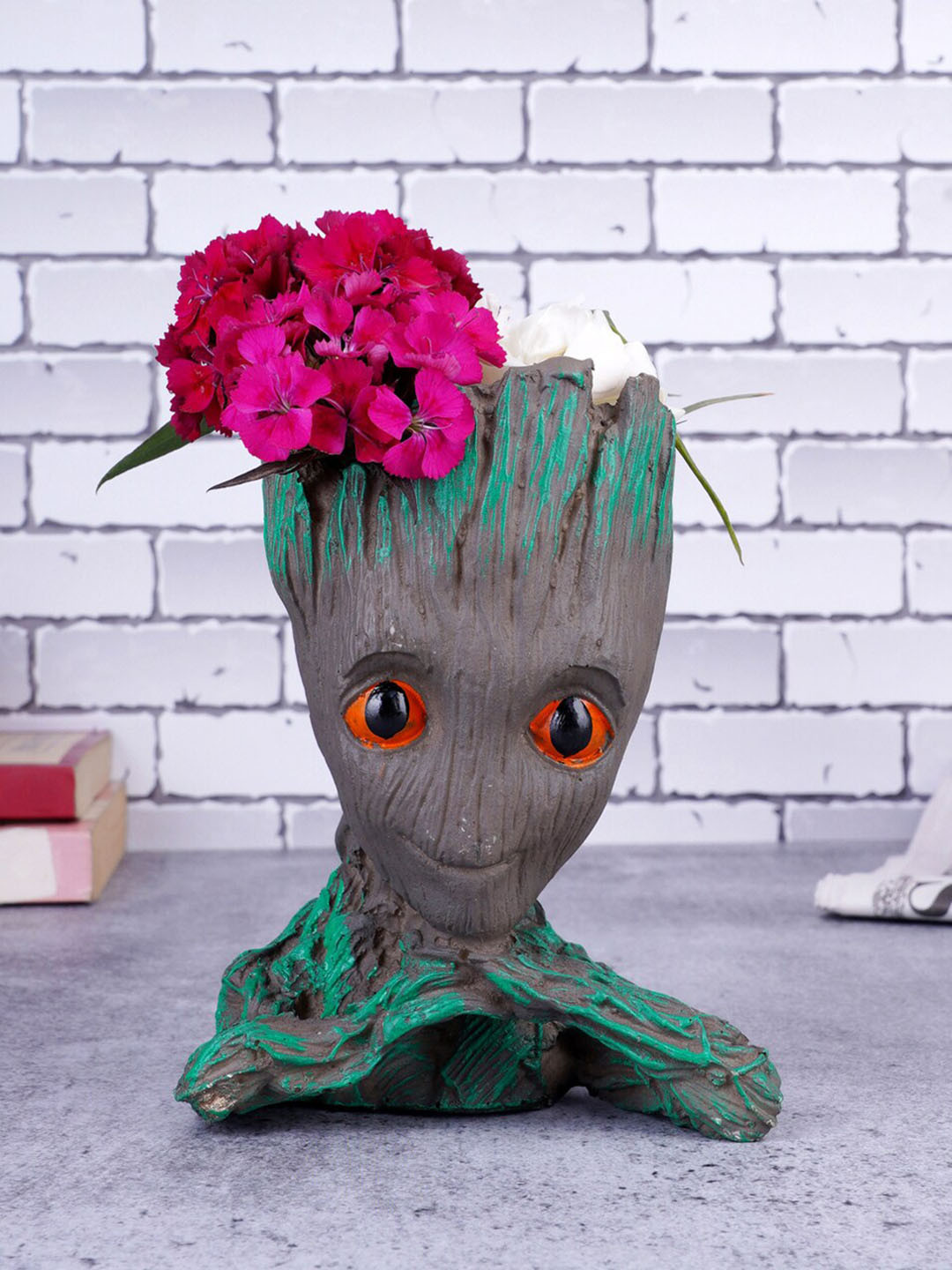 FASHIYANOO Flower Pot Green Polyresin Matte Living Room Small Showpiece - 5 Inches