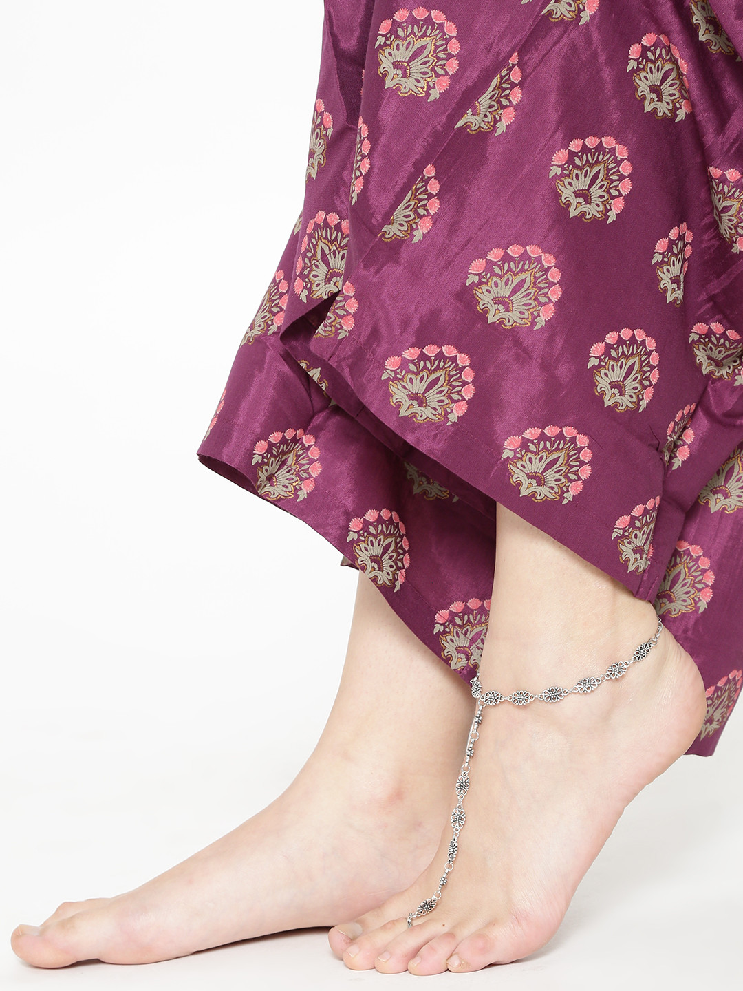 OOMPH Oxidised Silver-Toned Floral Anklet with Toe Ring