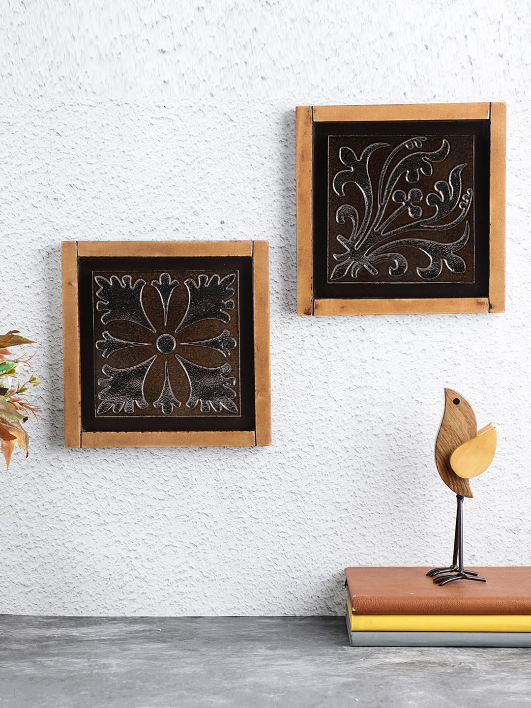 VarEesha Set of 2 Brown Floral Tile Wall Art