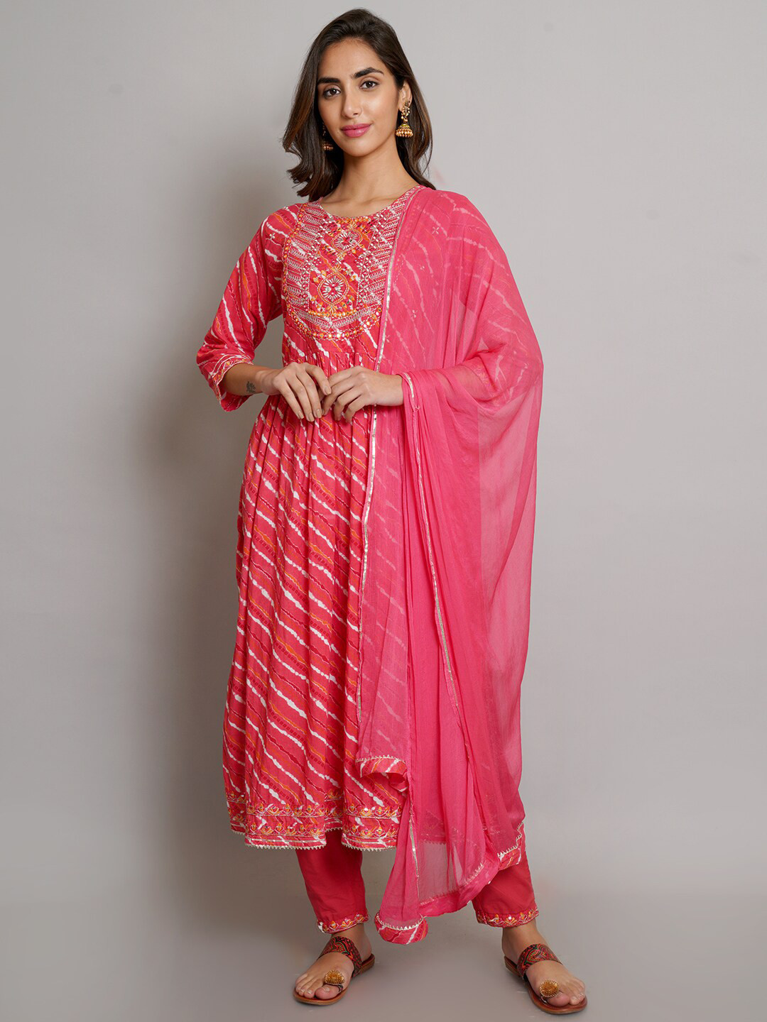 Risirioutfit Leheriya Dyed Pleated Mirror Work Pure Cotton Kurta Set