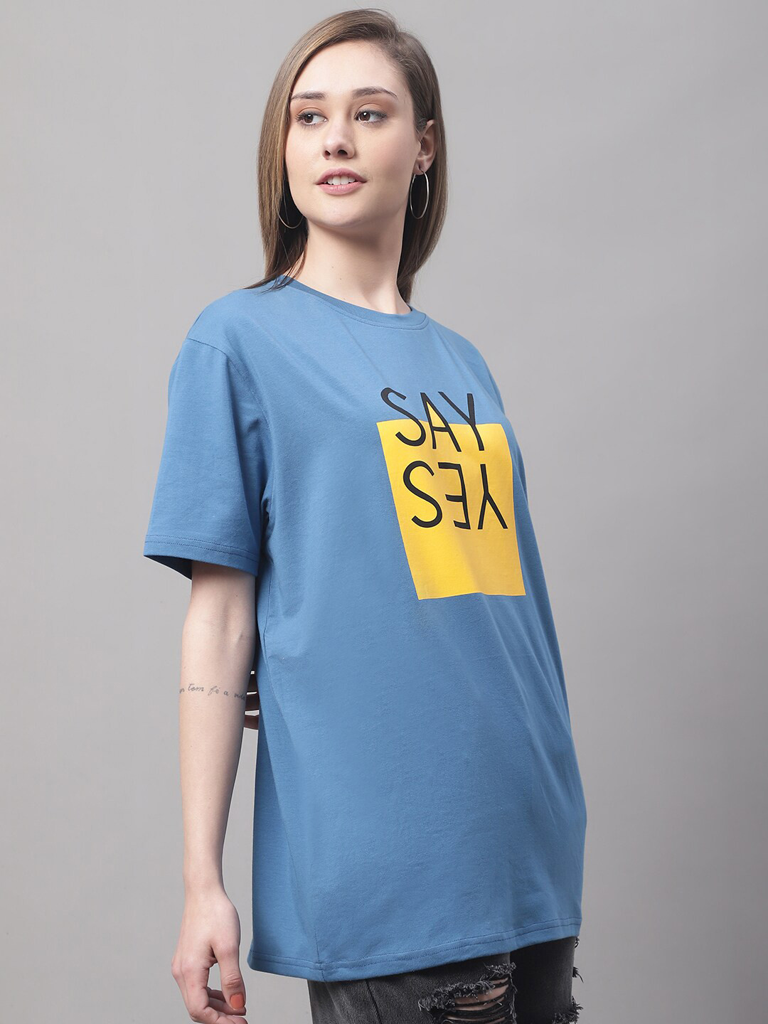 DOOR74 Women Typography Printed Round Neck Cotton Oversize T-shirt