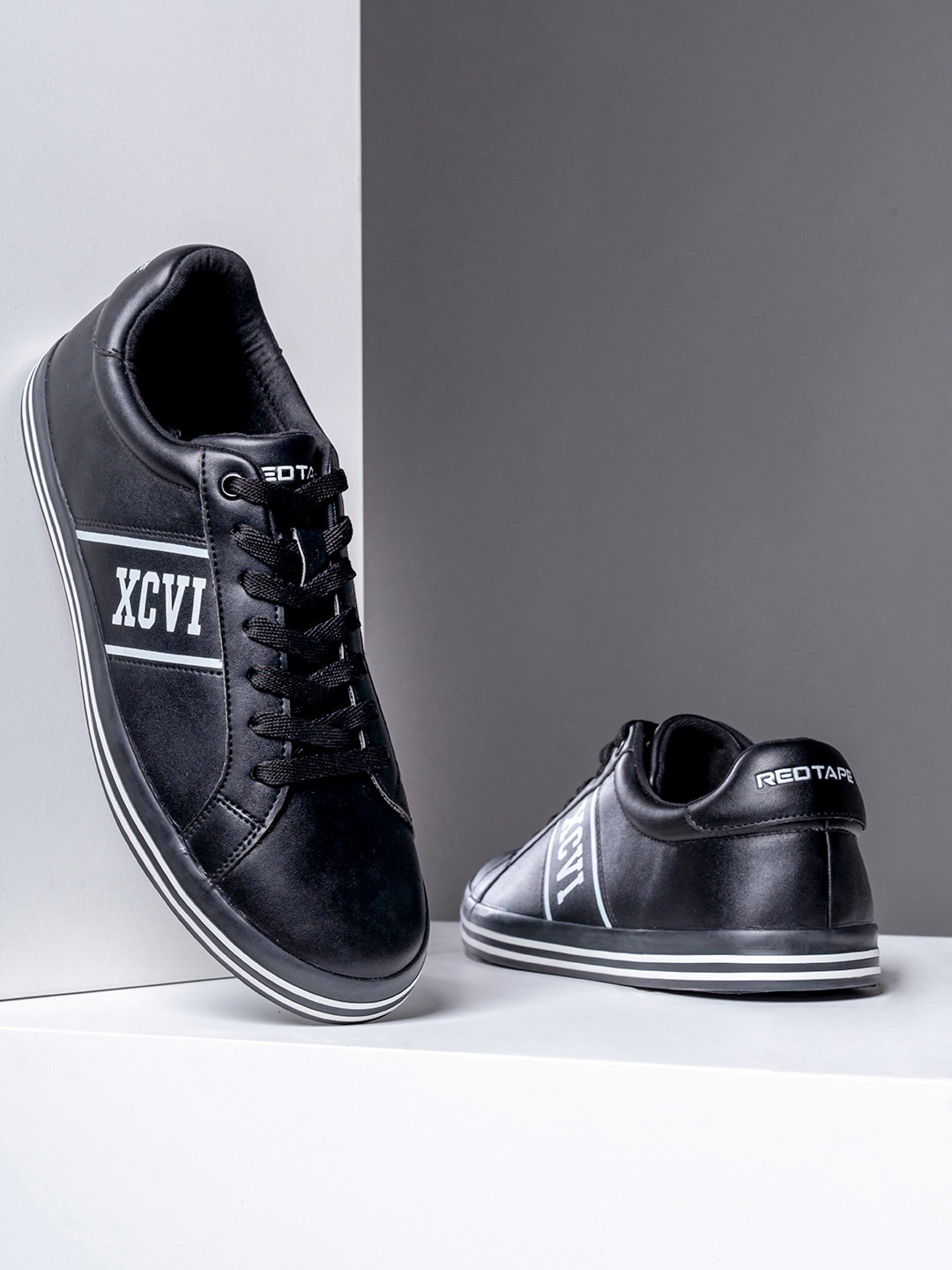 Red Tape Men Printed Basics Sneakers