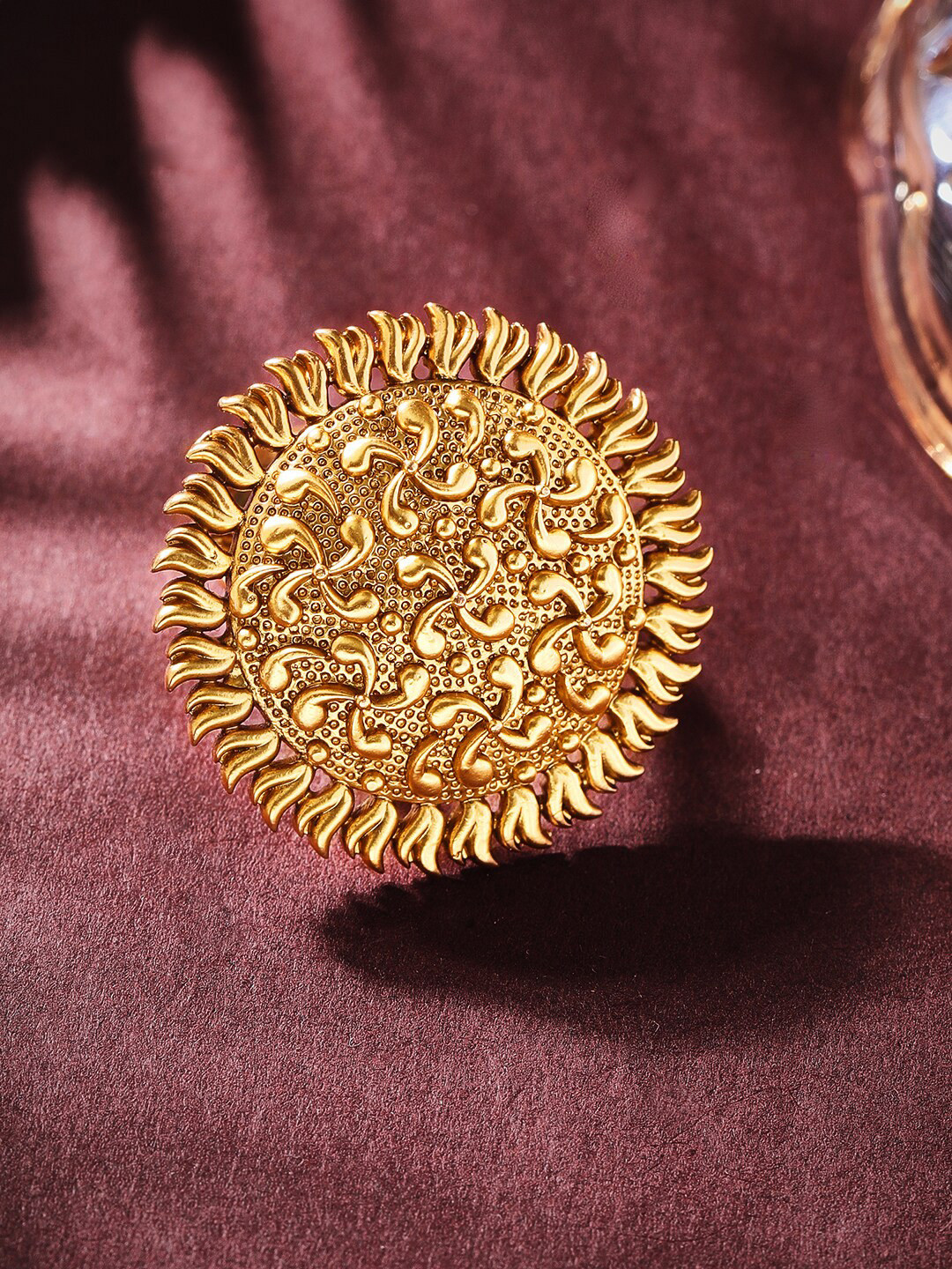 Rubans 22K Gold-Plated Antique Engrave Statement Brass Adjustable Finger Ring