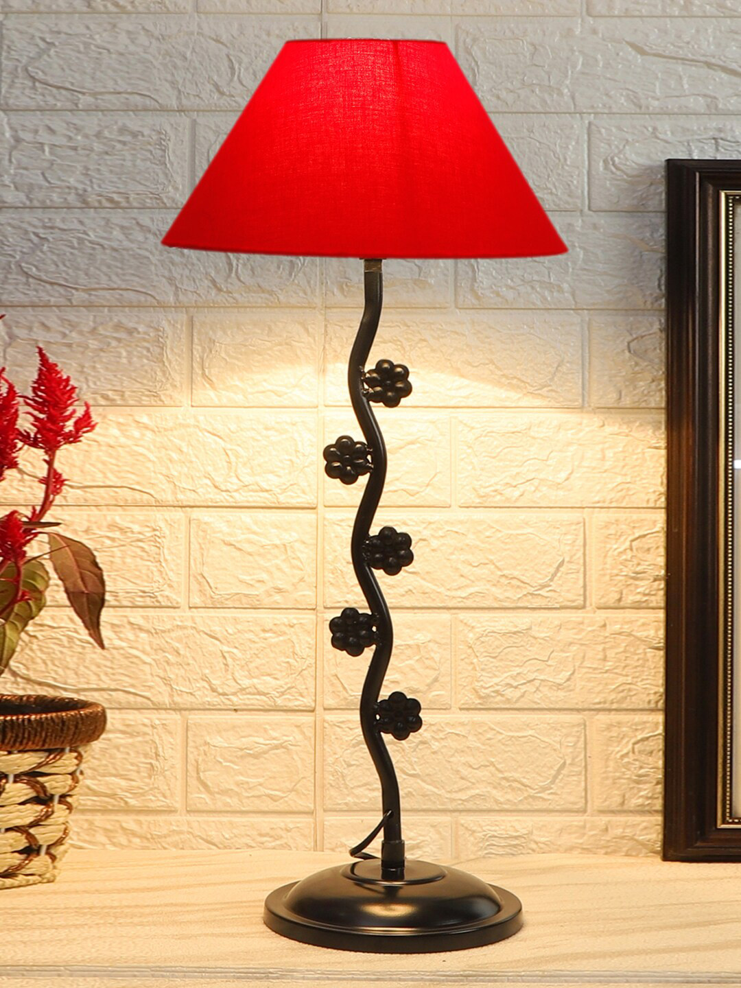 Devansh Red & Black Textured Cotton Zig Zag Table Lamp With Iron Base