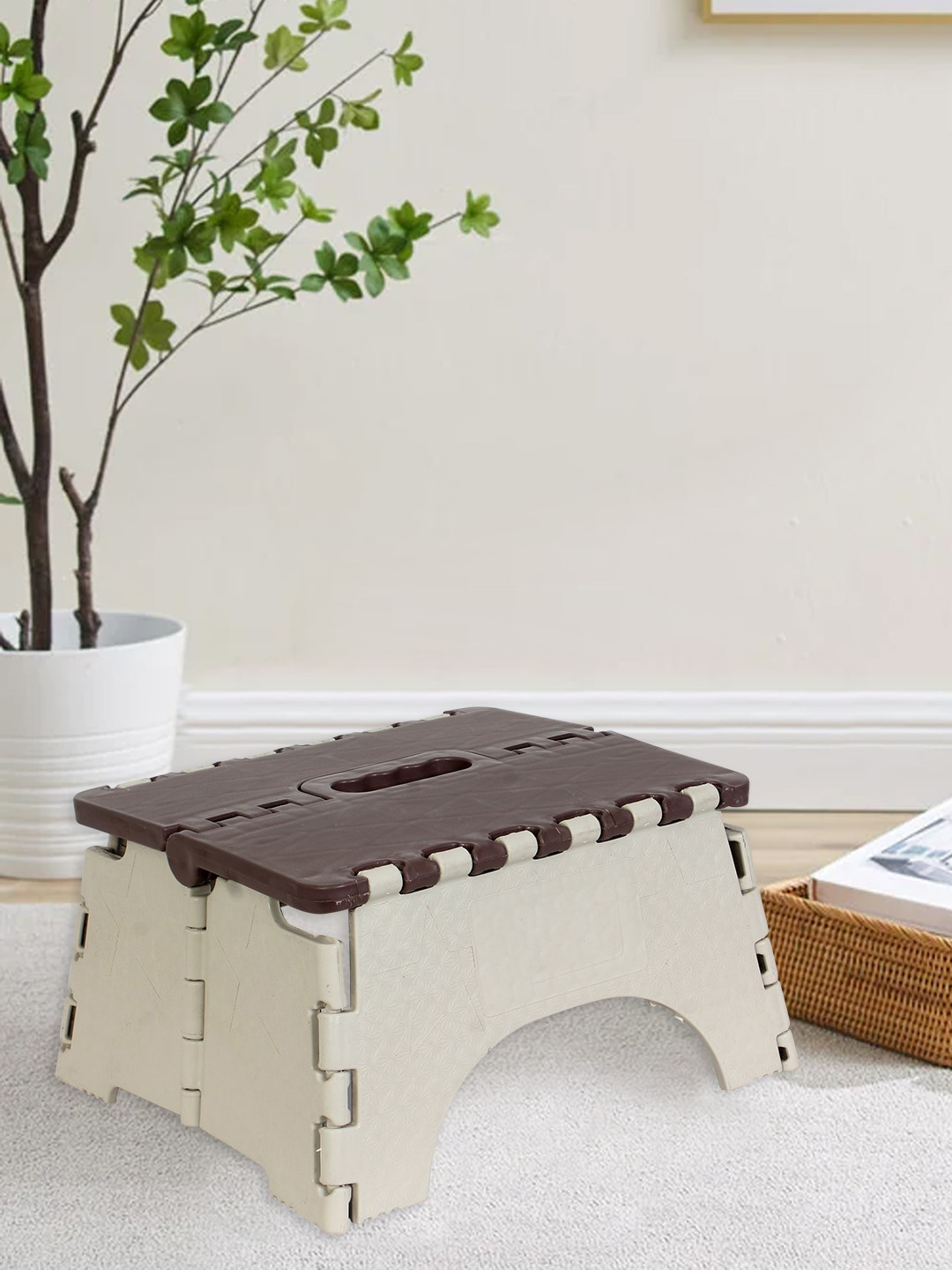 prettykrafts Brown & Beige Colourblocked Folding Stool