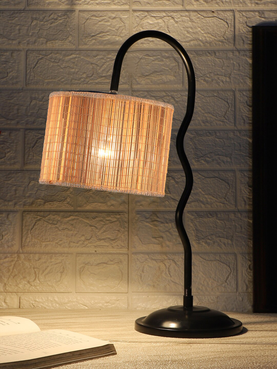 Devansh Beige & Black Textured Bamboo Zig Zag Curvy Table Lamp With Iron Base
