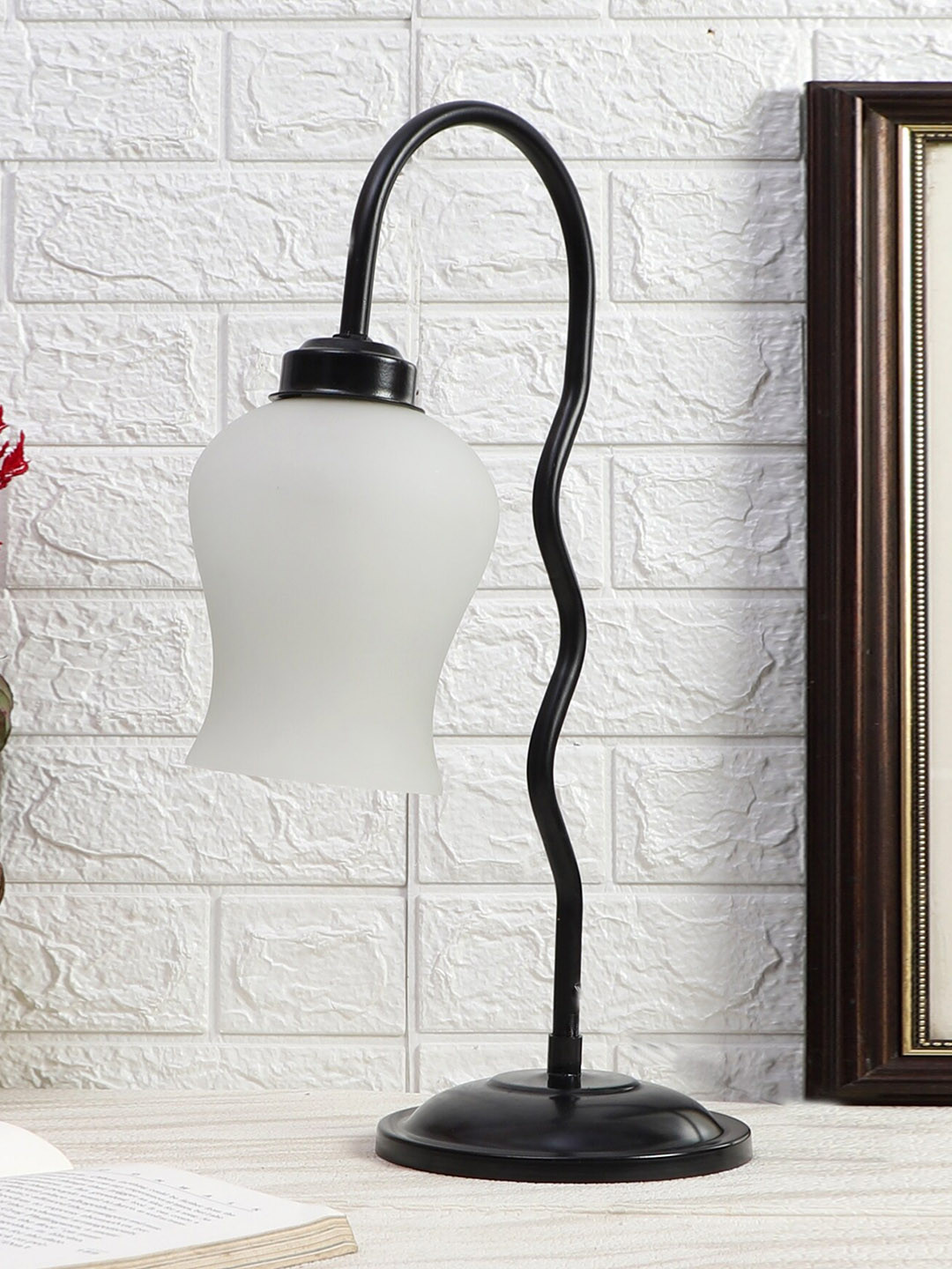 Devansh White & Black Glass Zig Zag Curvy Table Lamp With Iron Base