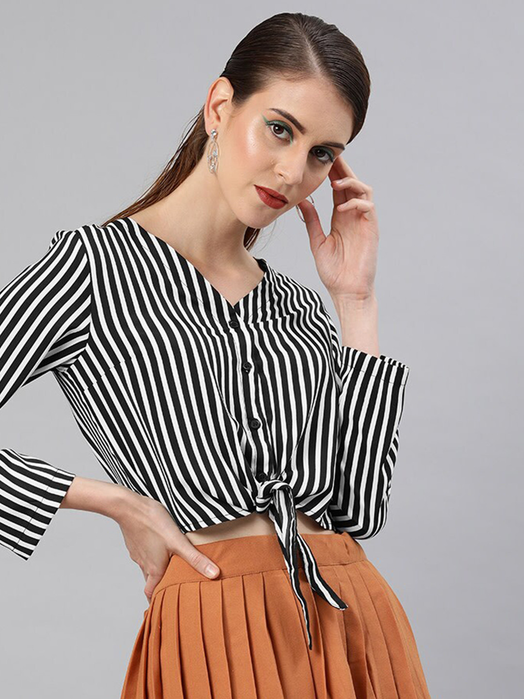 Sera Striped V Neck Crop Top