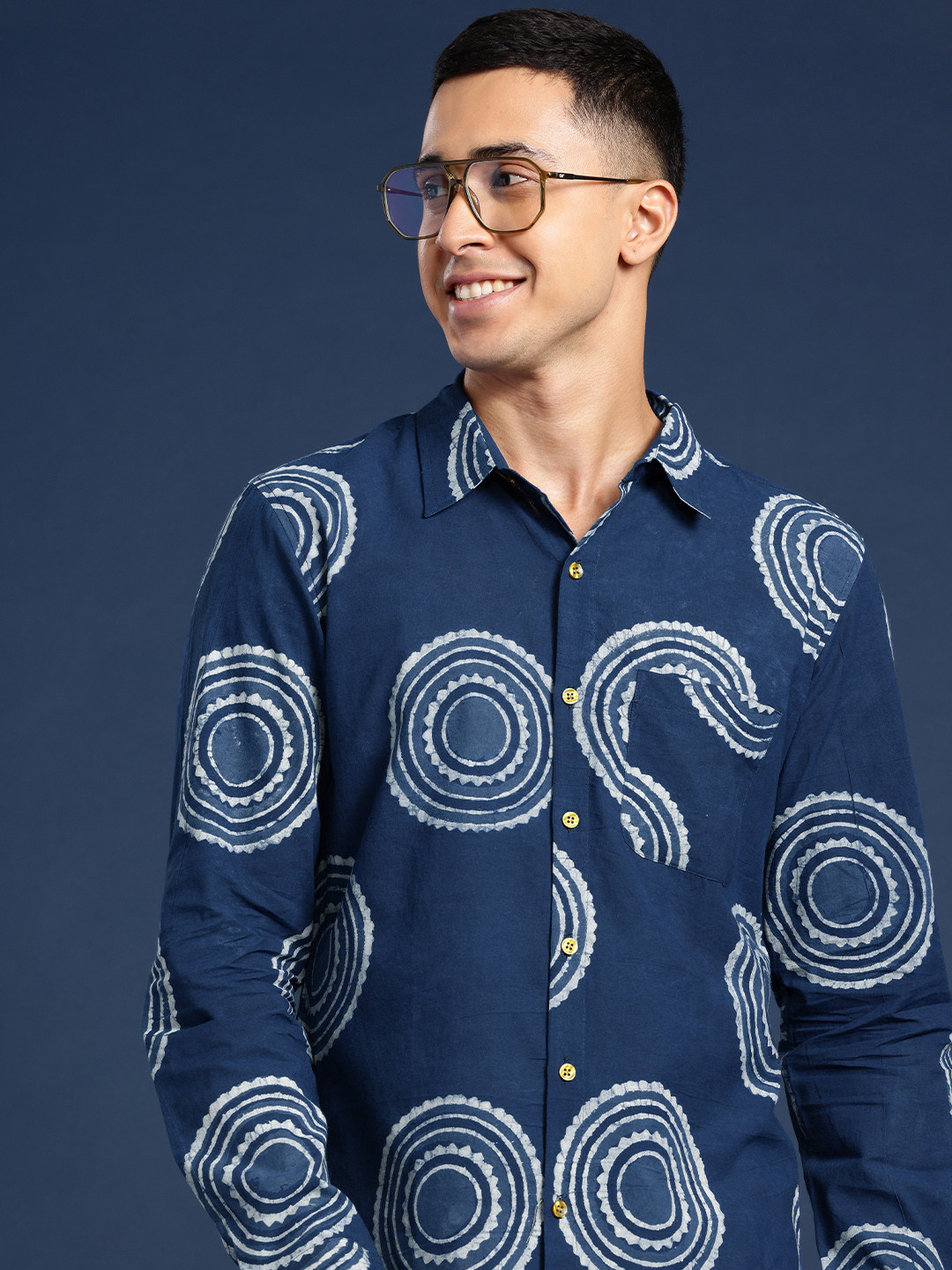 Taavi Pure Cotton Ethnic Motifs Printed Indigo Shirt