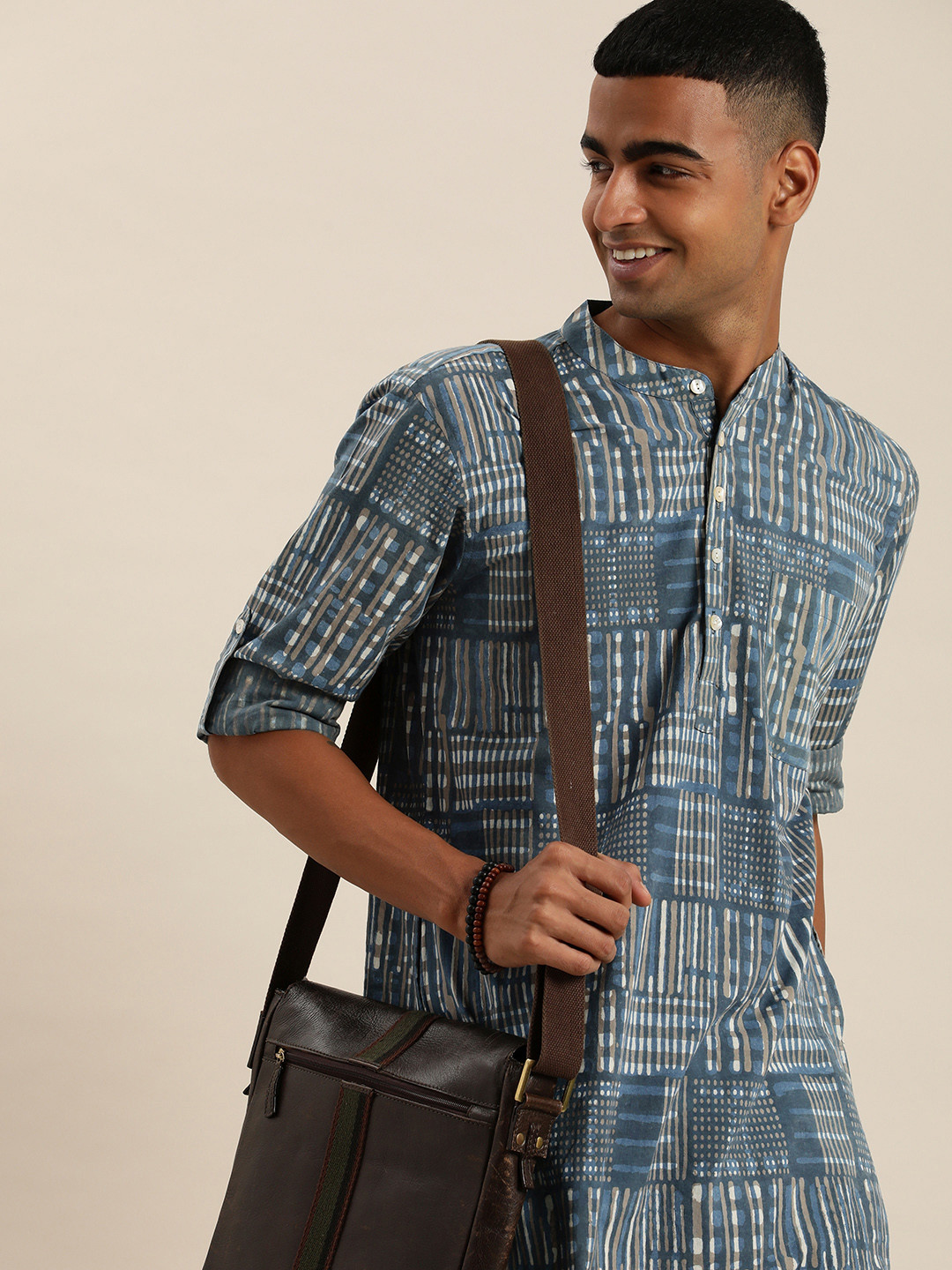 Taavi Indigo Hand Block Printed Regular Pure Cotton Kurta with Trousers