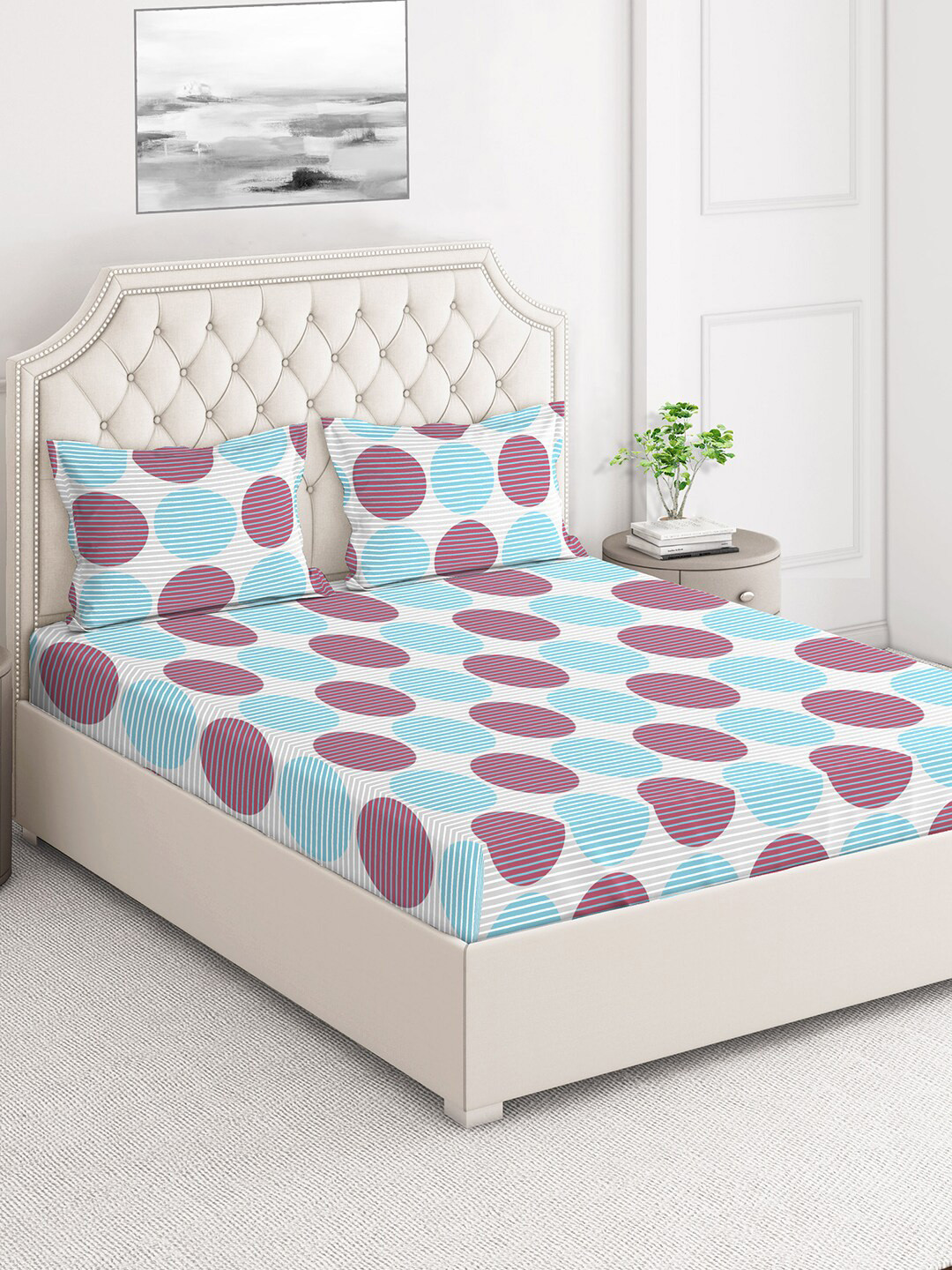 Layers Grey & Pink Geometric 124 TC Flat Queen Bedsheet with 2 Pillow Covers