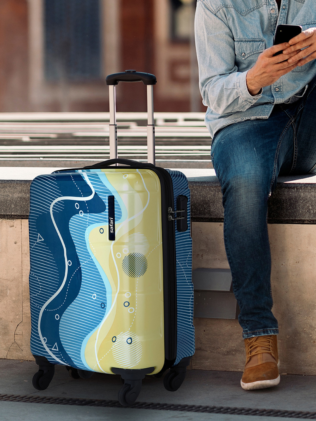 Safari Coastline Printed Poly Carbonate Small Hard Trolley Bag - 55 cm