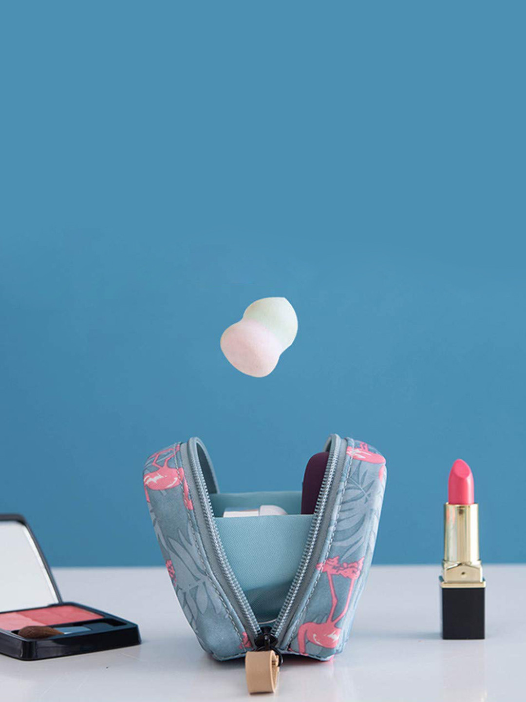 HOUSE OF QUIRK Blue & Pink Printed Lazy Cosmetic Pouch