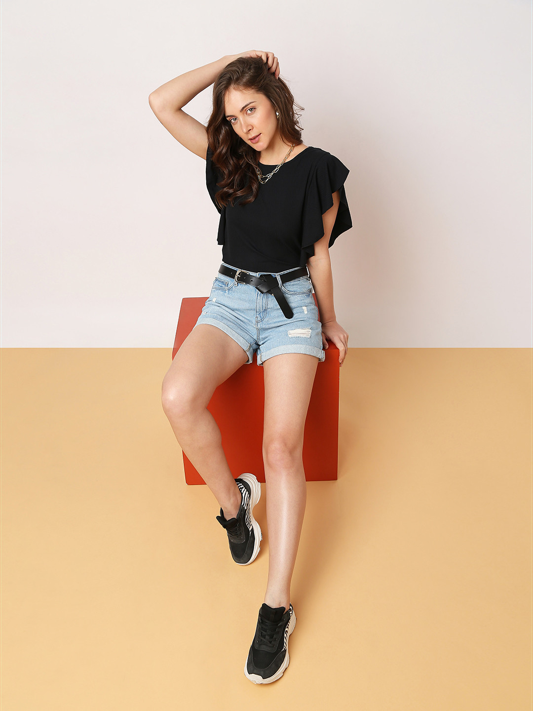 Vero Moda Ruffled Regular Top