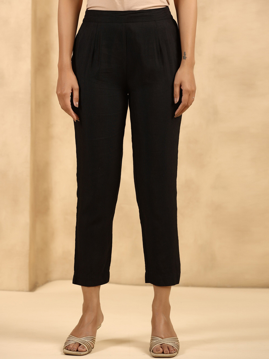 Juniper Women Relaxed Pleated Culottes Trousers