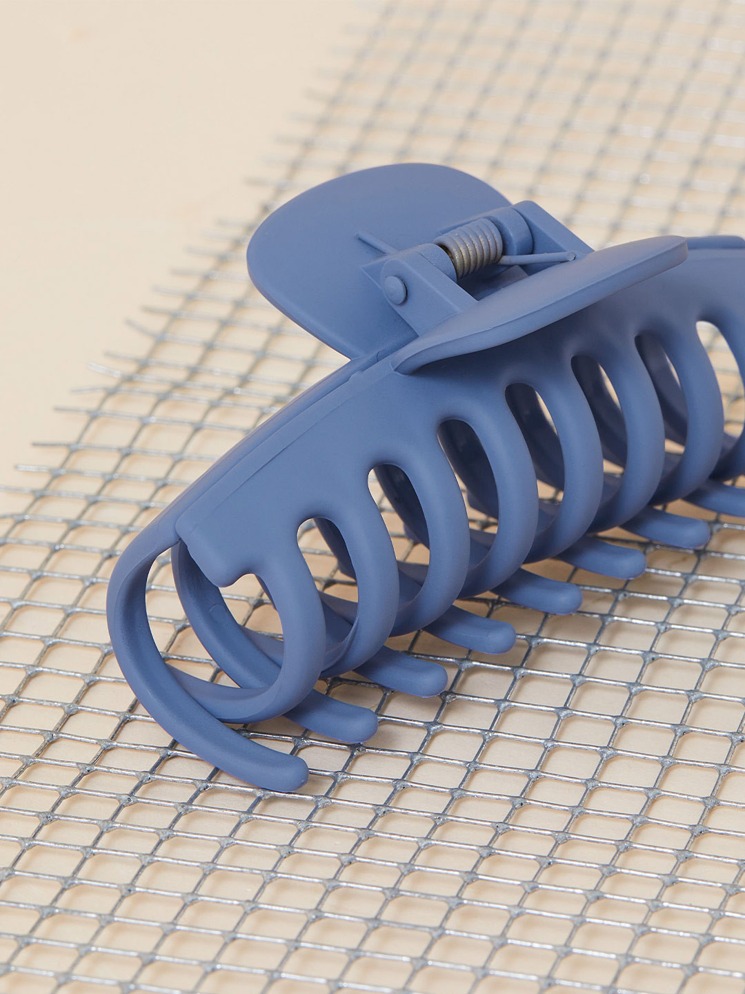 Accessorize Women Matte Claw Clip