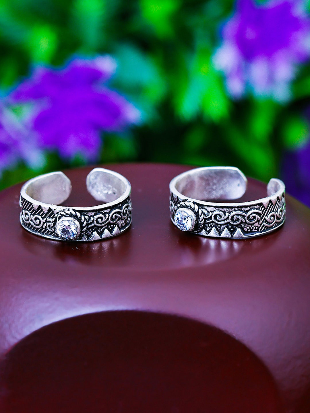 Pissara by Sukkhi Set Of 2 925 Sterling Silver Rhodium-Plated Stone-Studded Adjustable Toe Rings