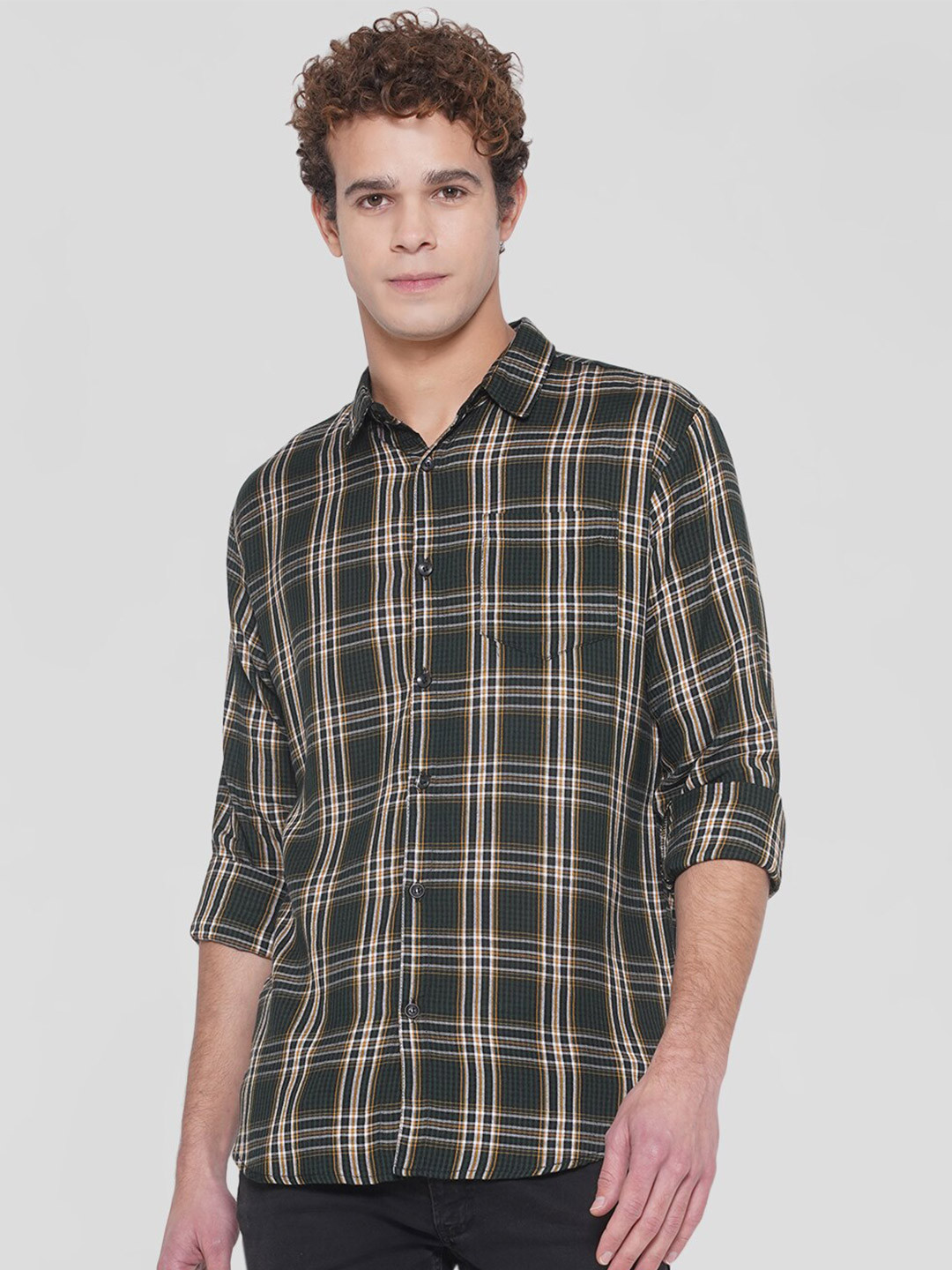 Vastraa Fusion Men Tartan Checked Full Sleeves Casual Shirt