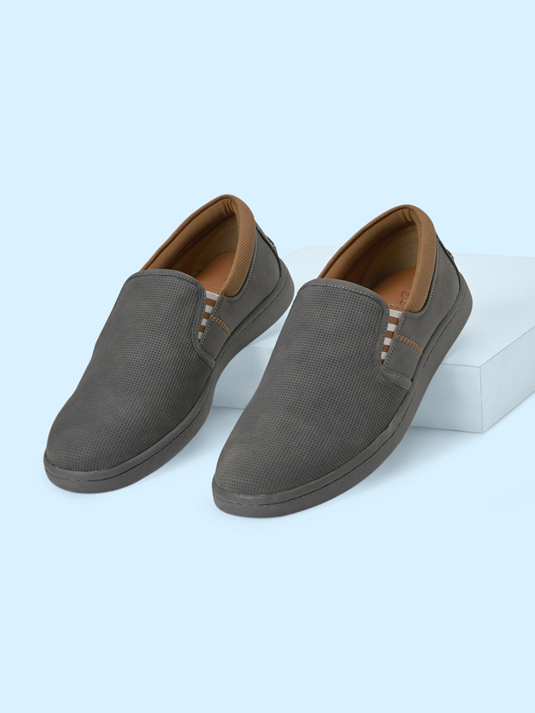 Pantaloons shoes hot sale mens