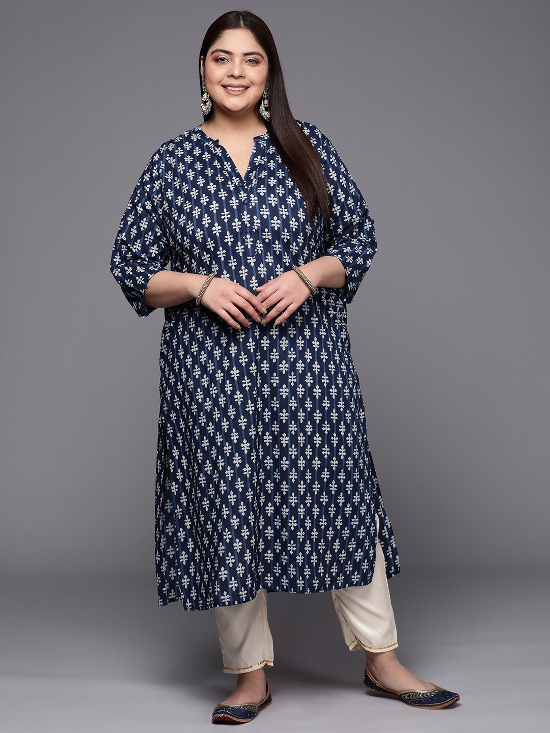 Myntra plus size kurtis store
