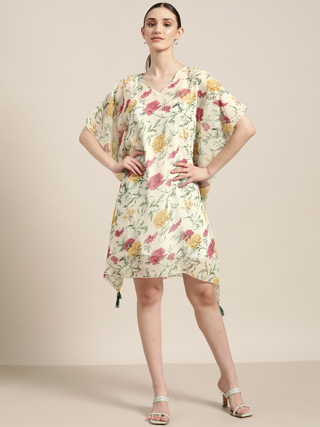 Qurvii Floral Georgette Kaftan Dress