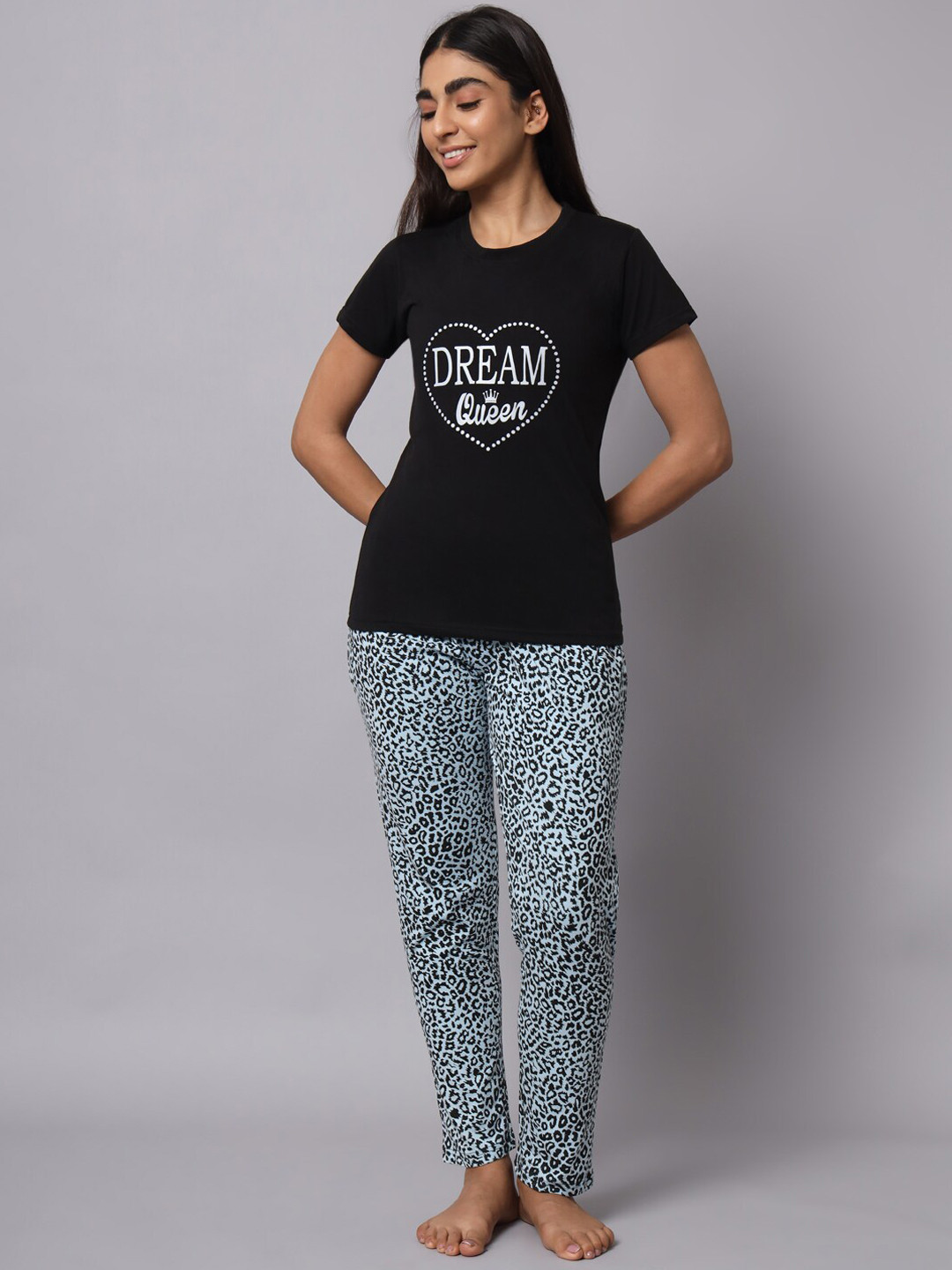 SEPHANI Women Black Typography Printed Pure Cotton Night Suit