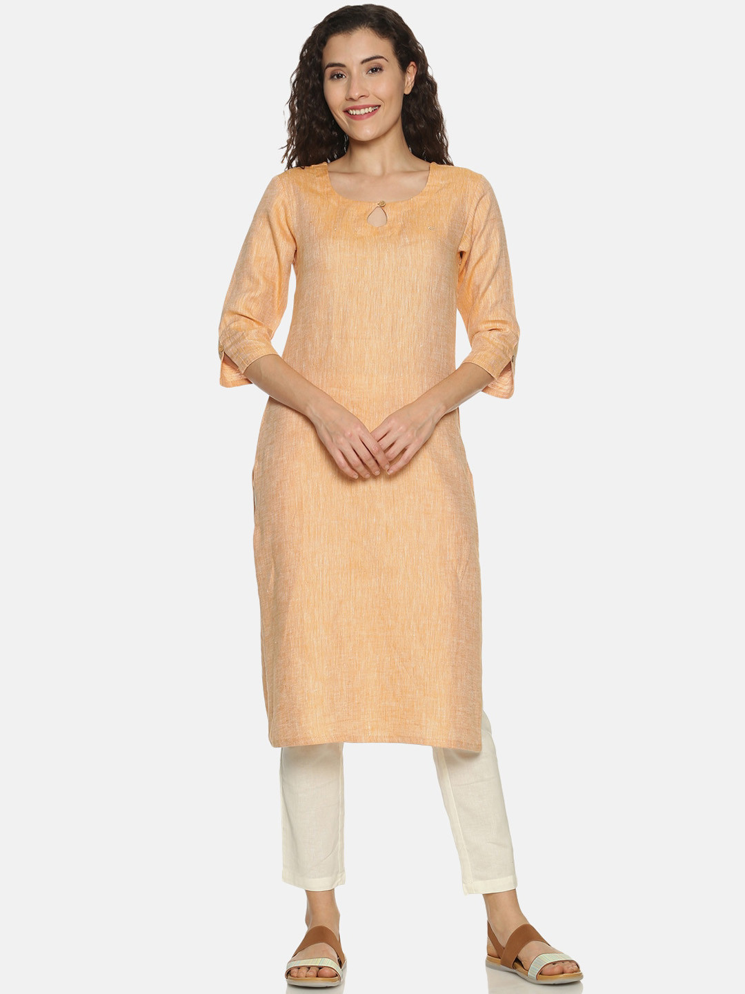 Ecentric Women Keyhole Neck Straight Kurta
