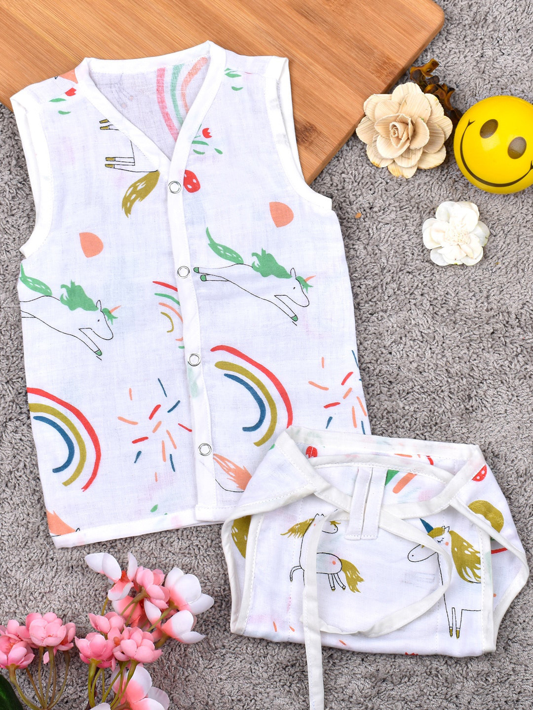 Moms Home Infants Printed Organic Cotton Muslin Jhabla With Nappy