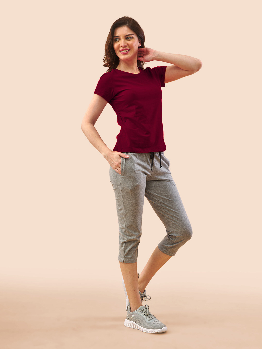 LYRA Round Neck Bio Finish Cotton T-shirt