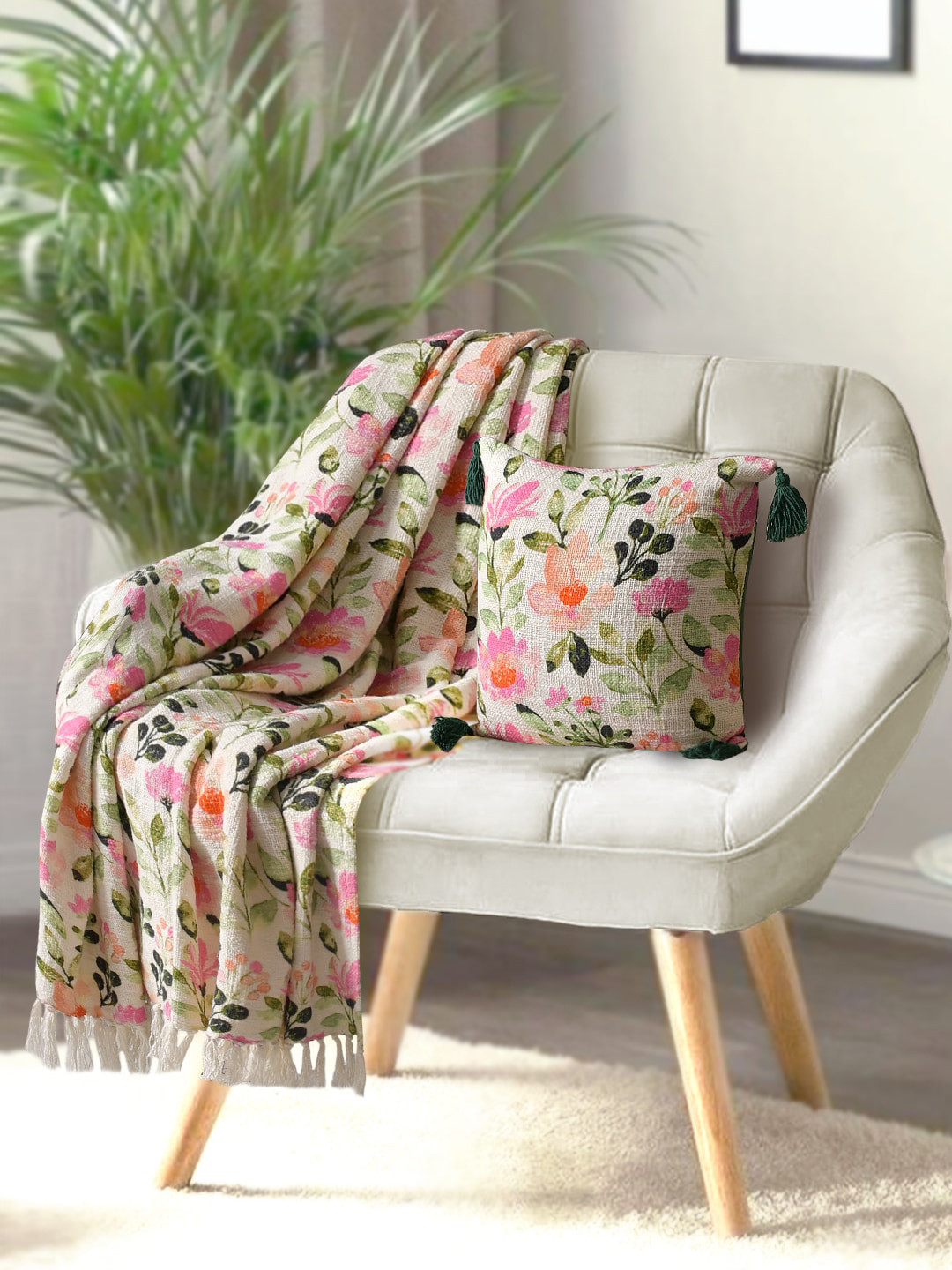 BLANC9 White & Pink Printed Cotton Throws
