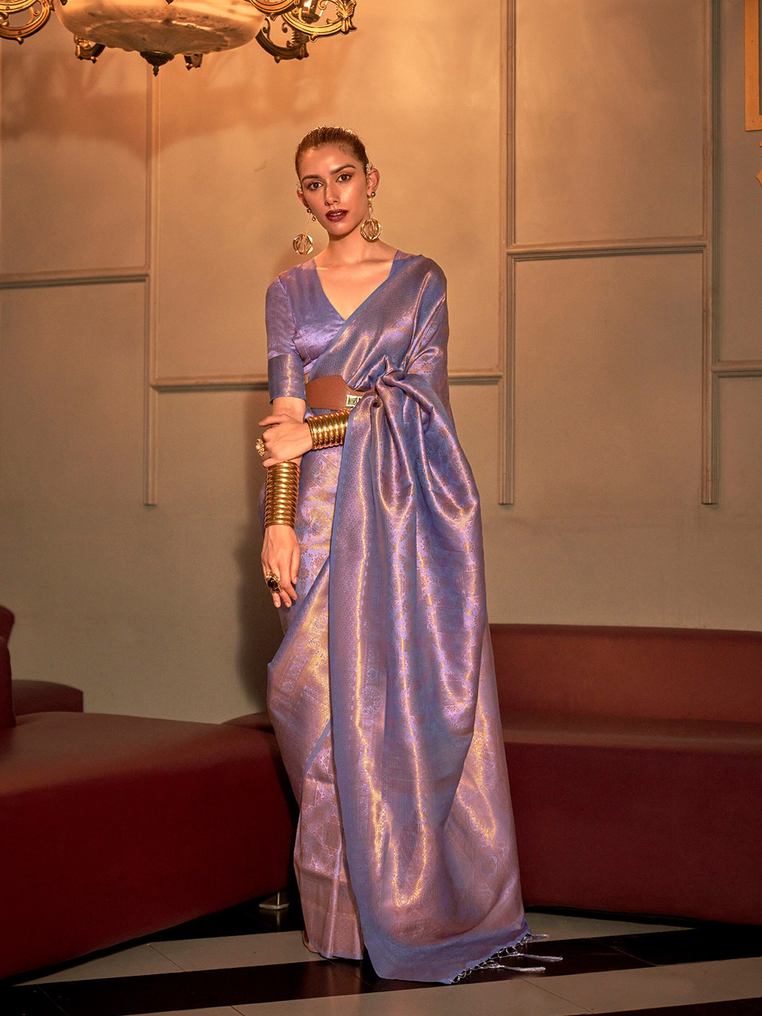 Mitera Ethinic Motif Woven Design Zari Saree