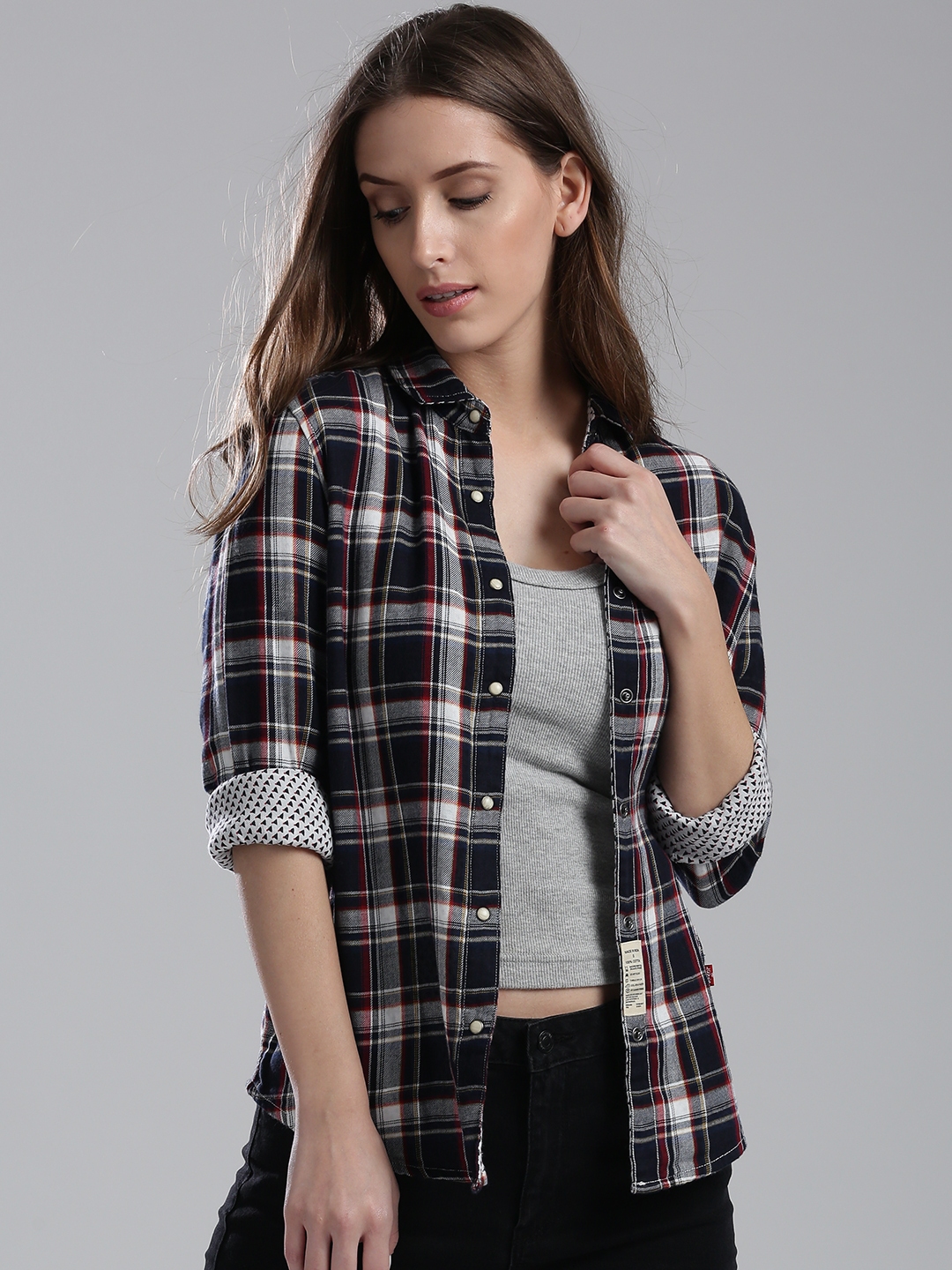 Levis check shop shirt womens