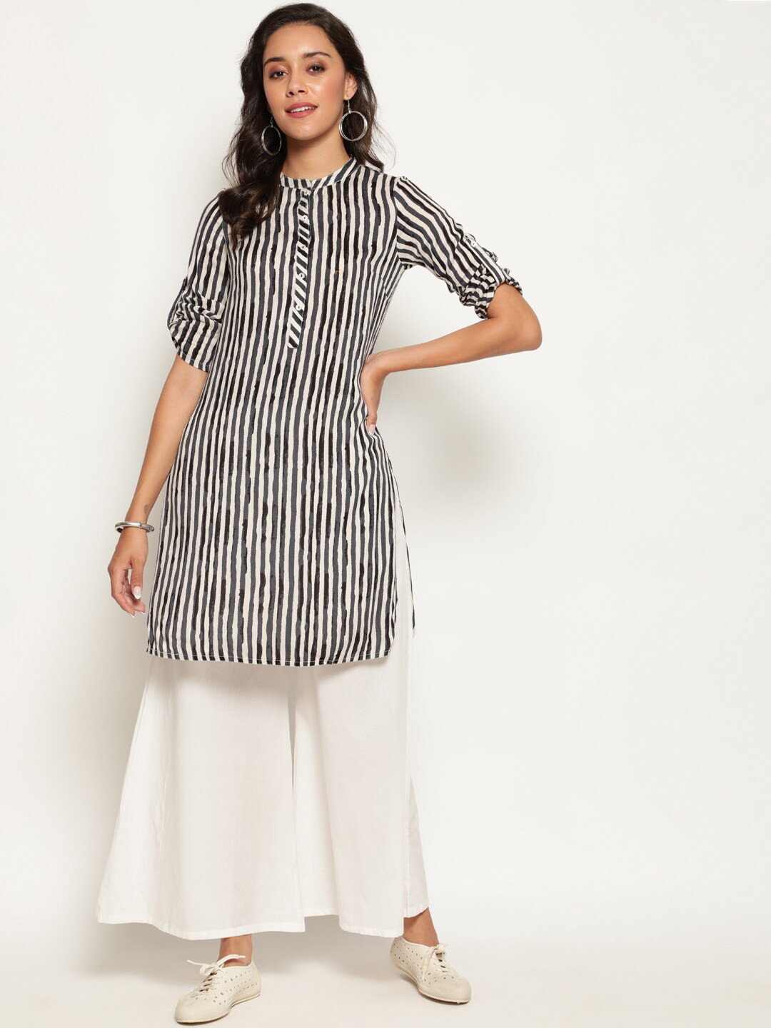 antaran Striped Roll-Up Sleeves Kurta
