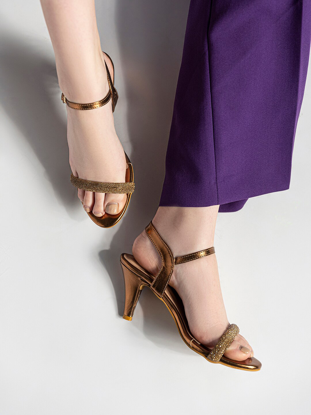 Shezone Embellished Kitten Heels with Buckles