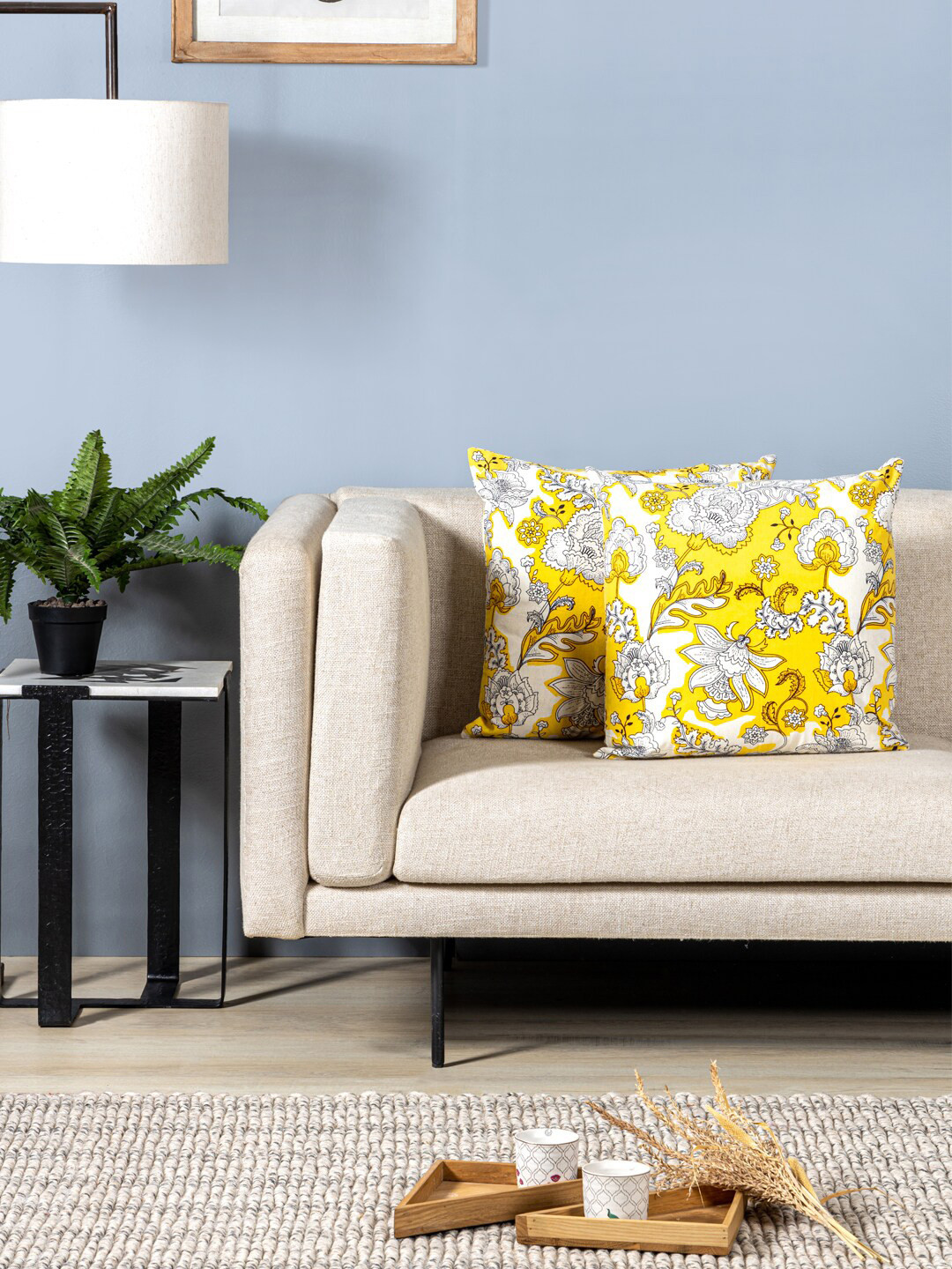 Contrast Living Light-Weight Floral Polyester Silk 2 Pcs Cushion Covers -18x18In