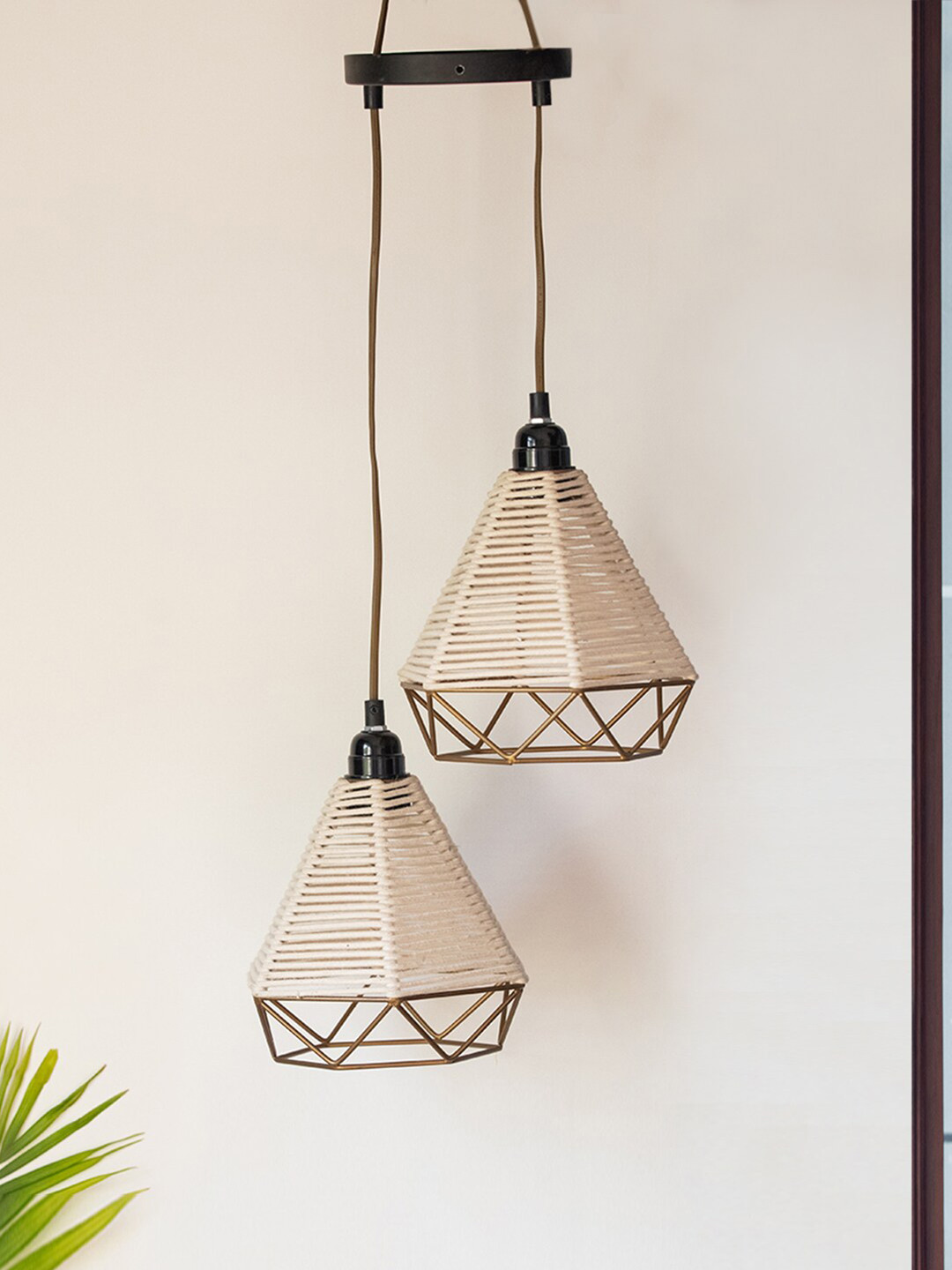 ExclusiveLane Cotton Sparkles Cream-Colored & Black Adjustable Chandelier With Hanging Lamp Shades