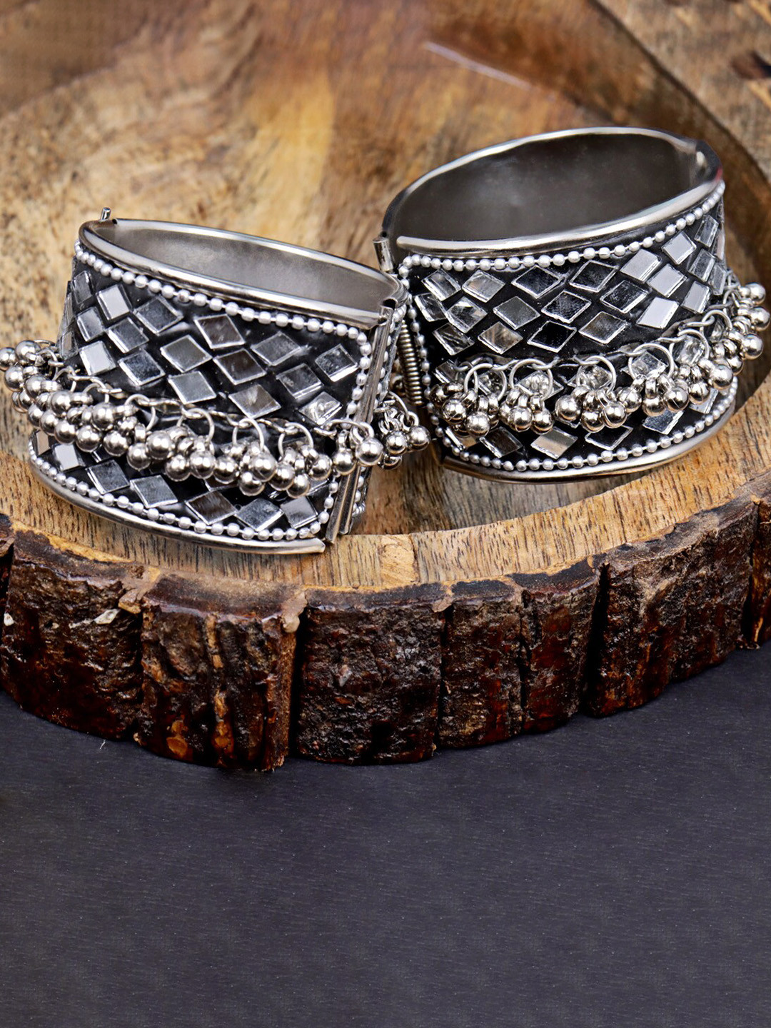 VAGHBHATT Set Of 2 Sliver Sliver-Plated Mirror & Bead Studded Cuff Bangles