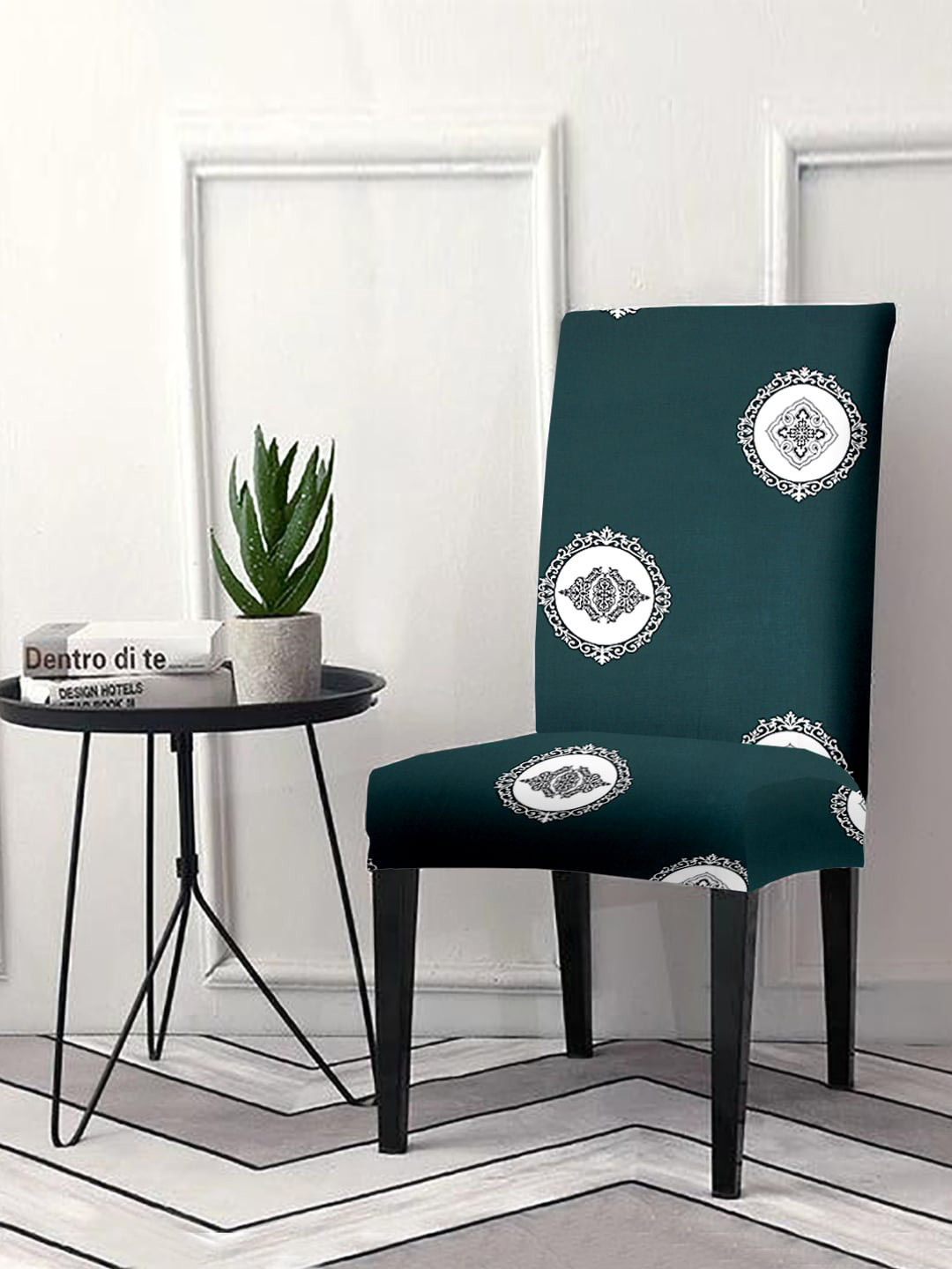 Cortina Green & White Ethnic Motif Printed Chair Cover